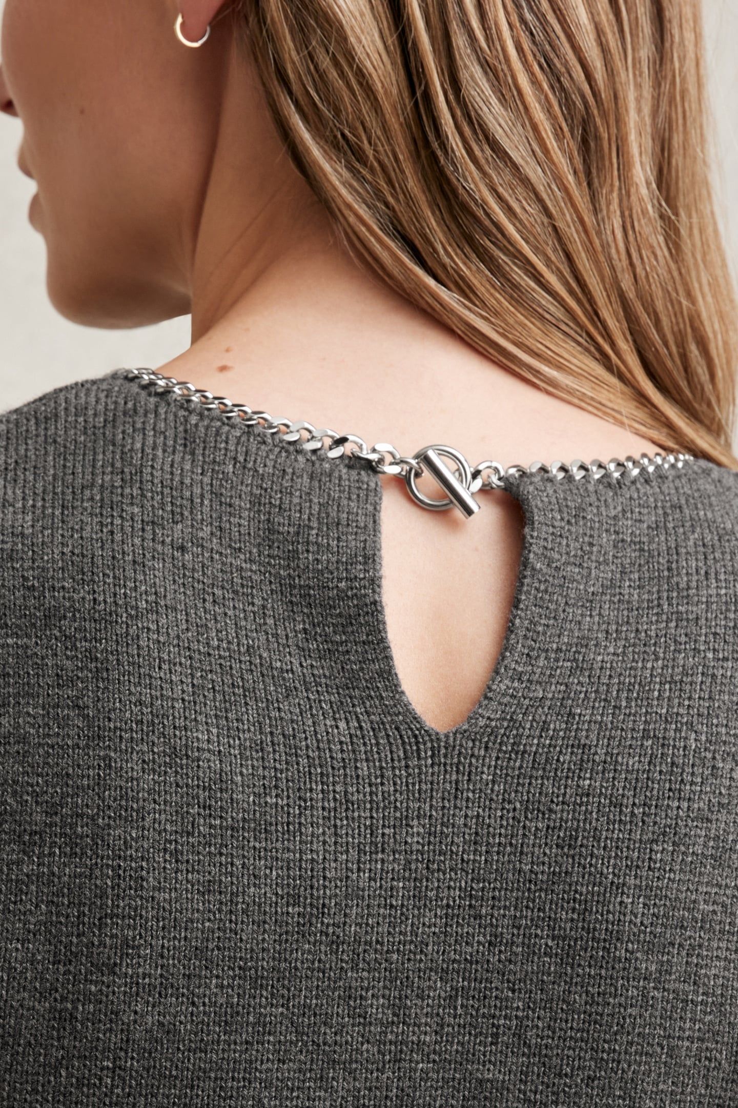 NECKLACE TRIM VEST CHARCOAL GREY 6
