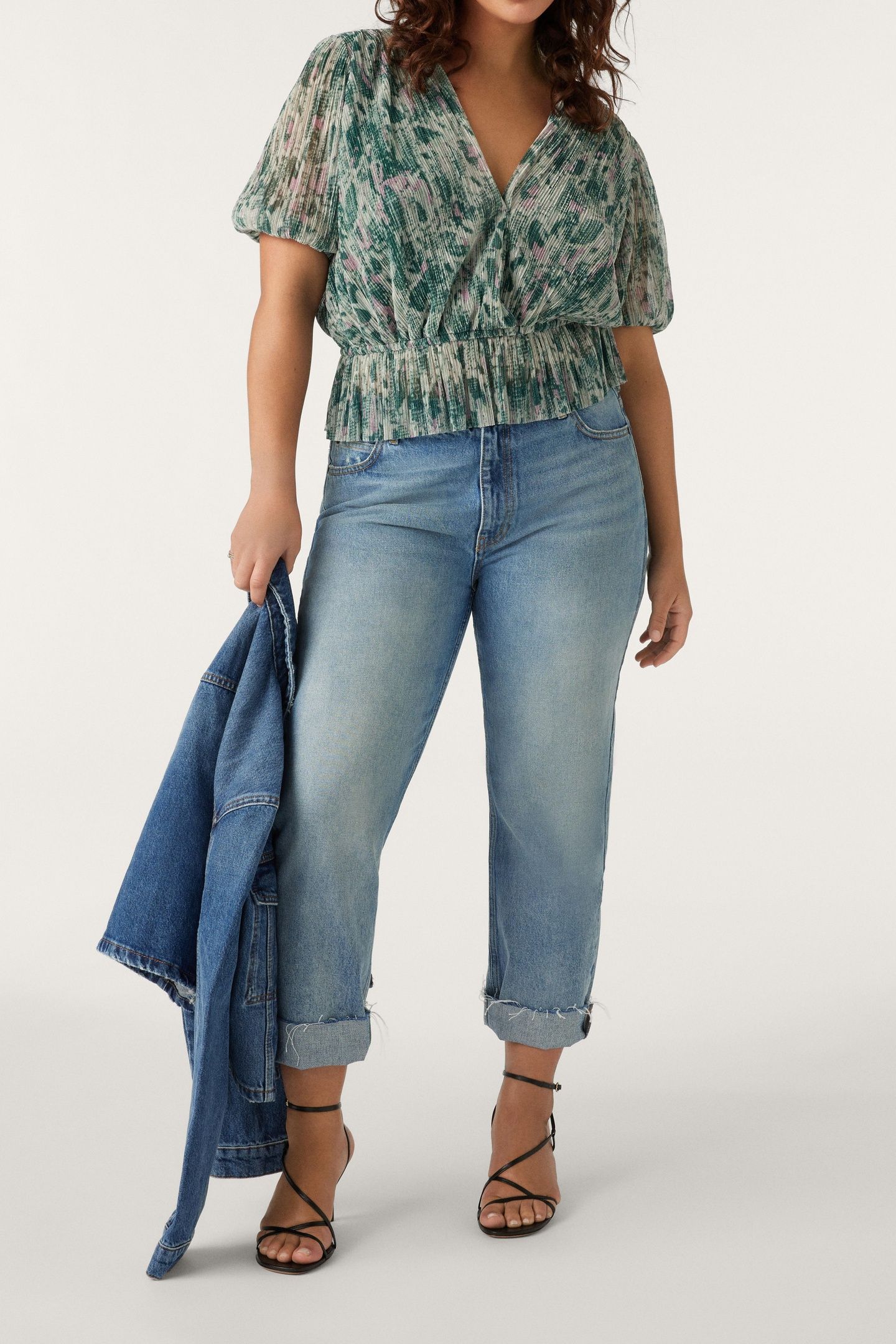 SHORT SLEEVES TOP VERT 6