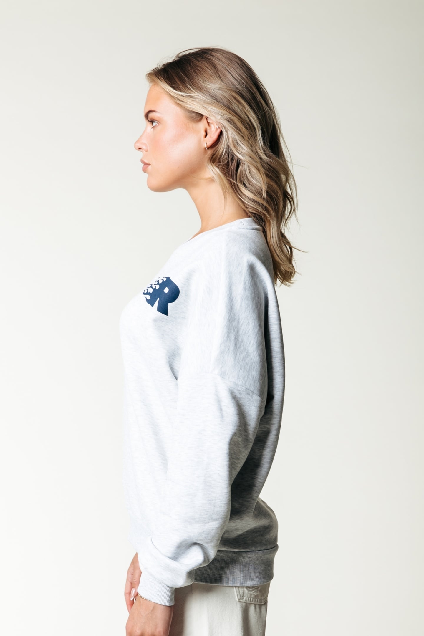 RACER LOGO DROPPED SHOULDER SWEAT LIGHT GREY 4