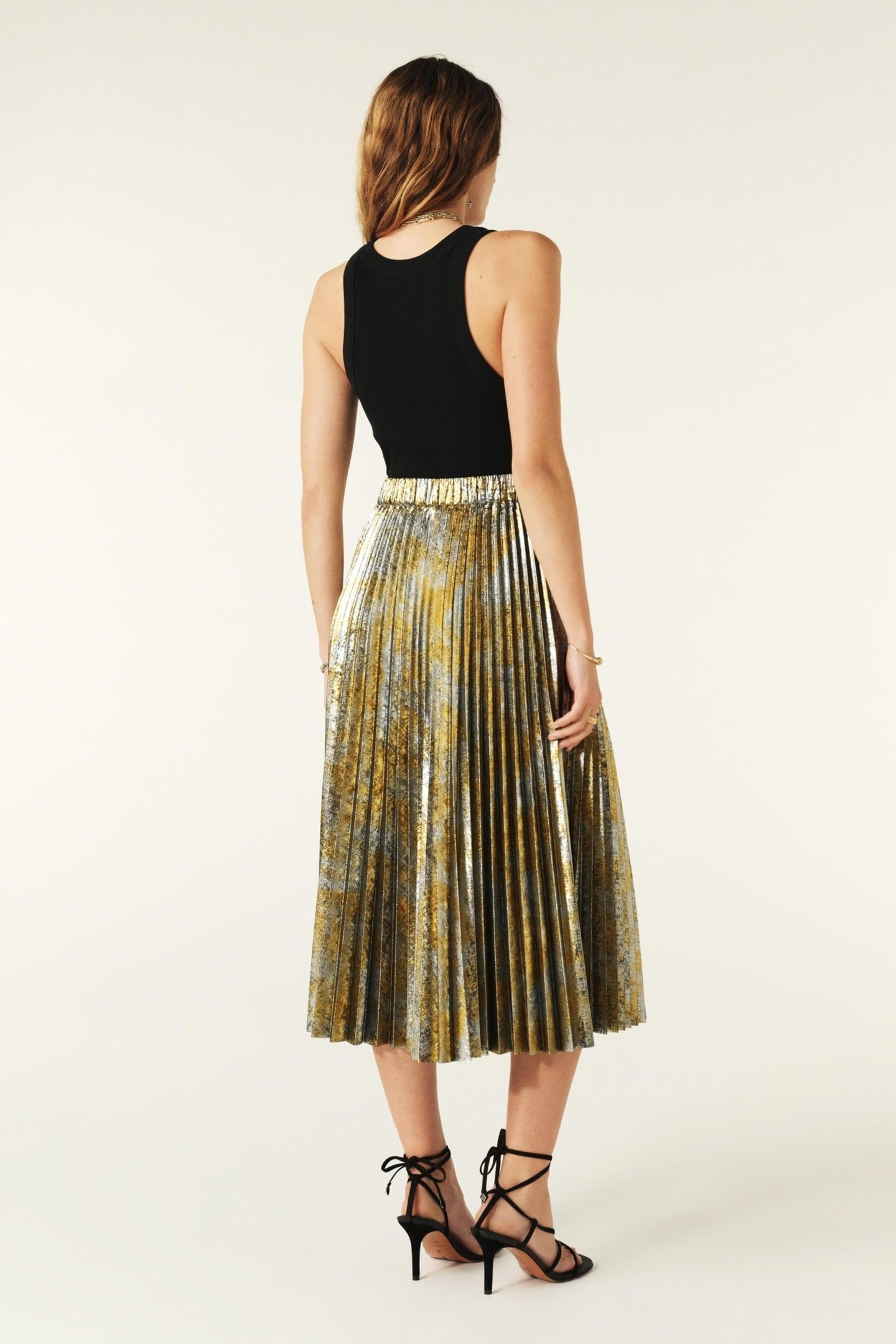 MID-LENGTH SKIRT GOLD 2