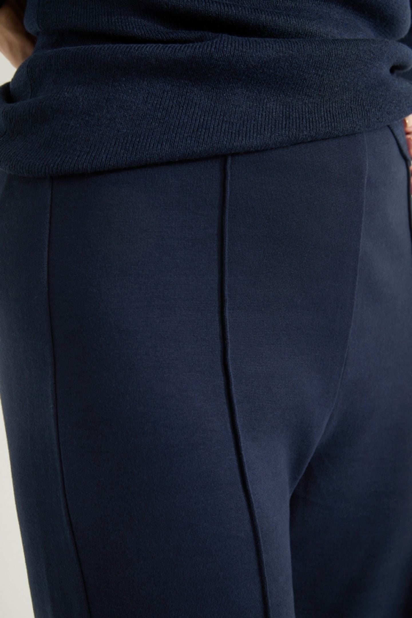 ABRAHAM PANTS NAVY 4