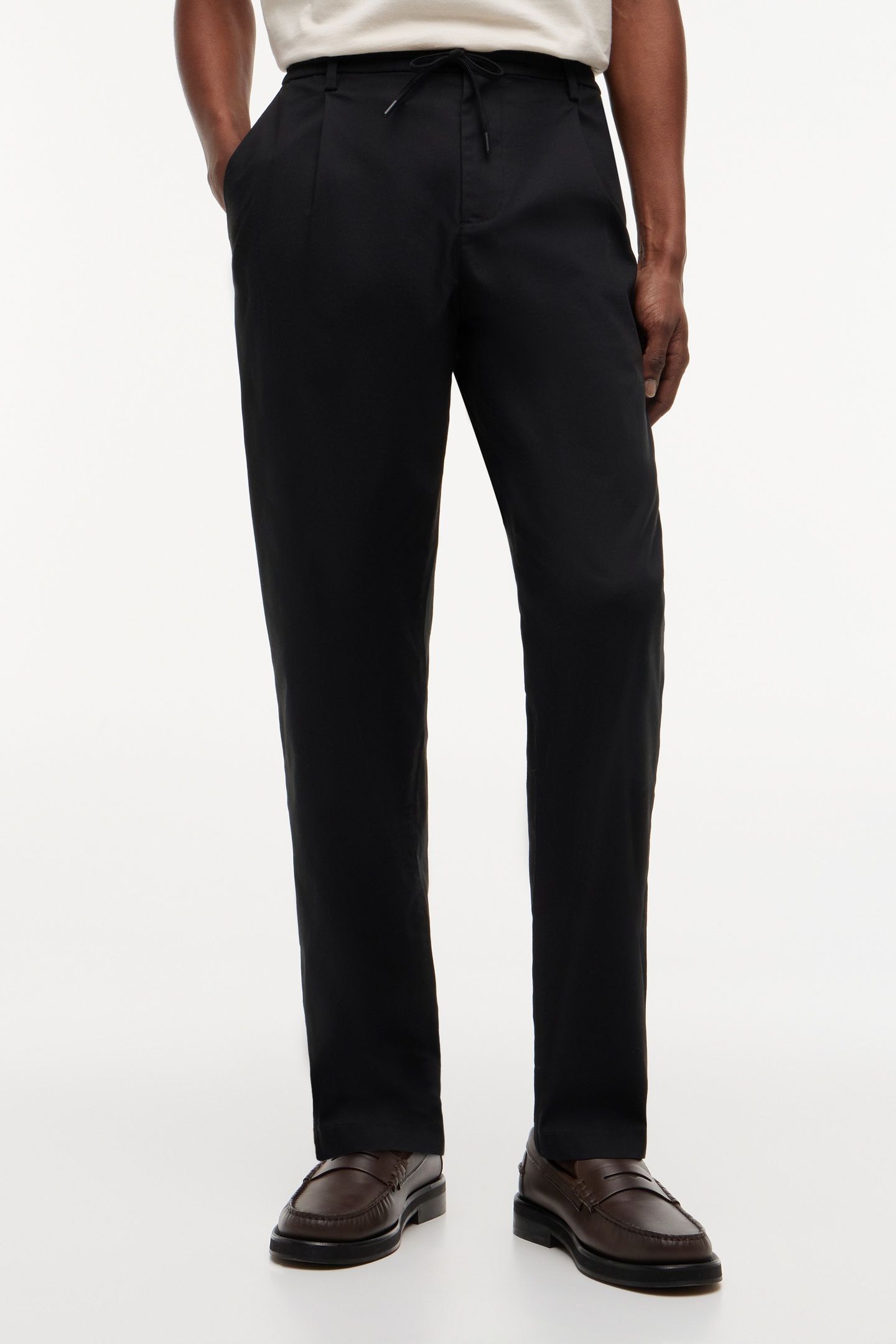 PERFORMANCE HARLEM TAPERED TWILL TROUSERS BLACK 1