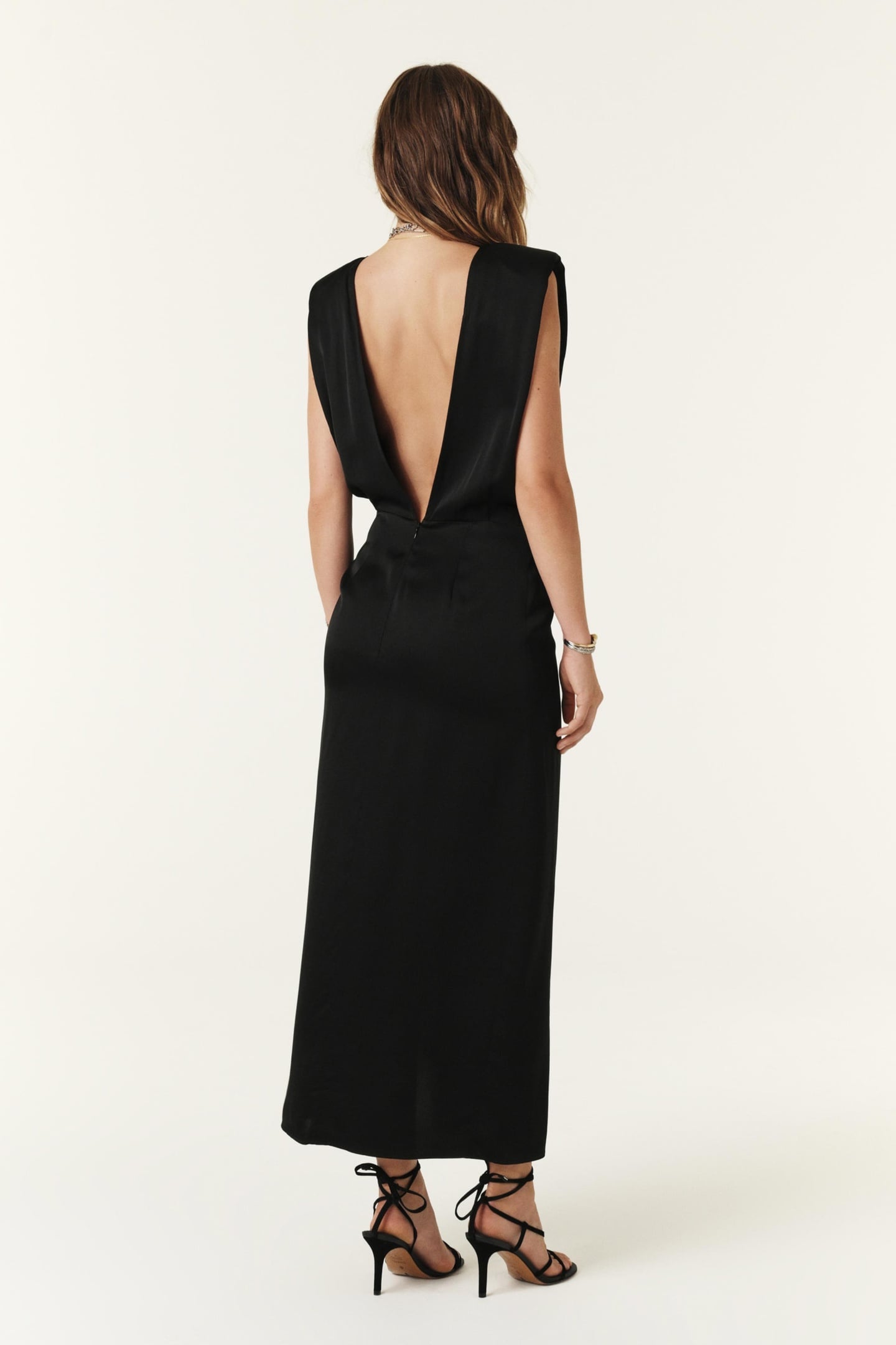 MID-LENGTH DRESS BLACK 2
