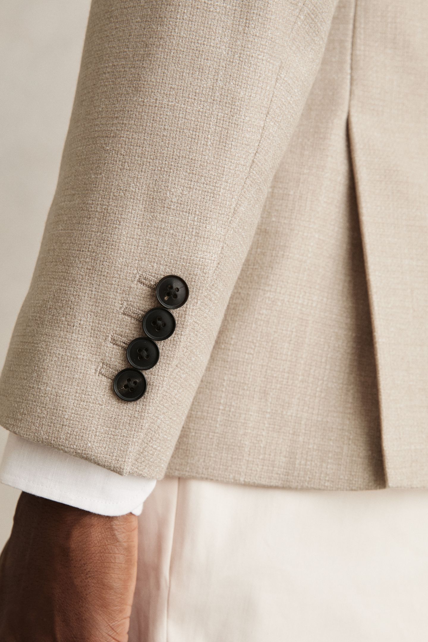 SB 2B NOTCH TEXTURED BLAZER OATMEAL 7