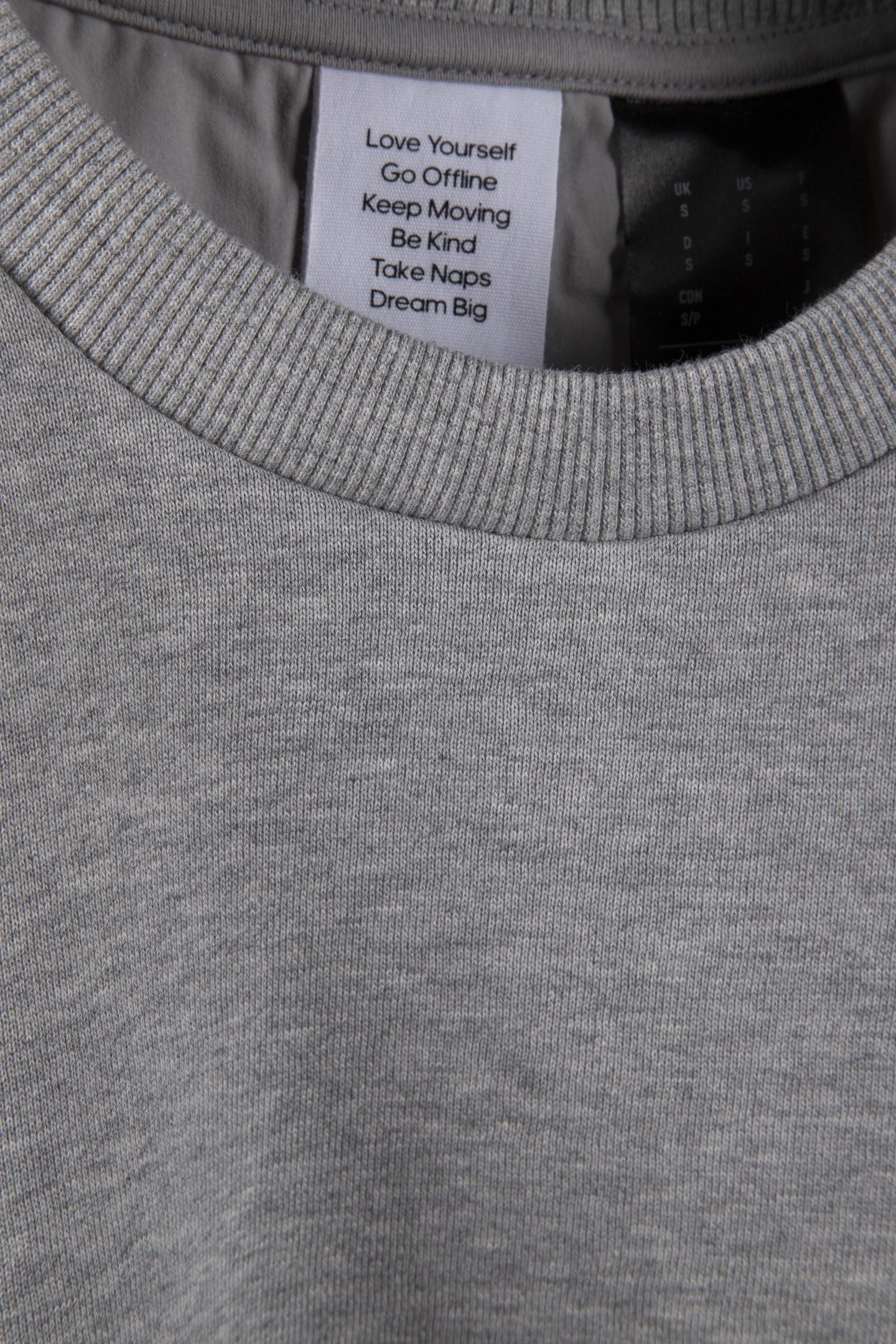 UNISEX SPORTSWEAR LOUNGE FLEECE SWEATSHIRT MEDIUM GREY HEATH 7