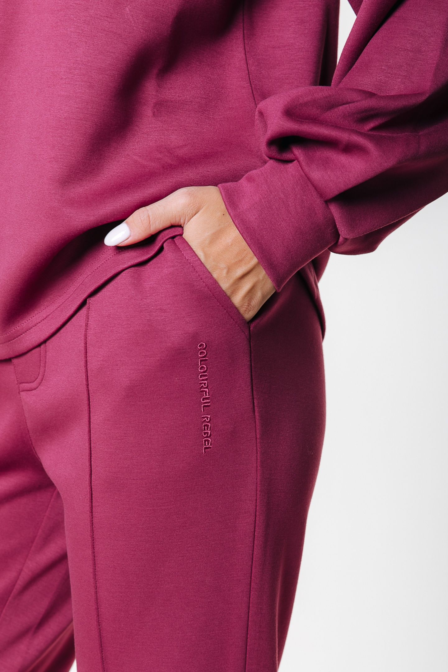JIBY PINTUCK STRAIGHT PANTS BORDEAUX 4