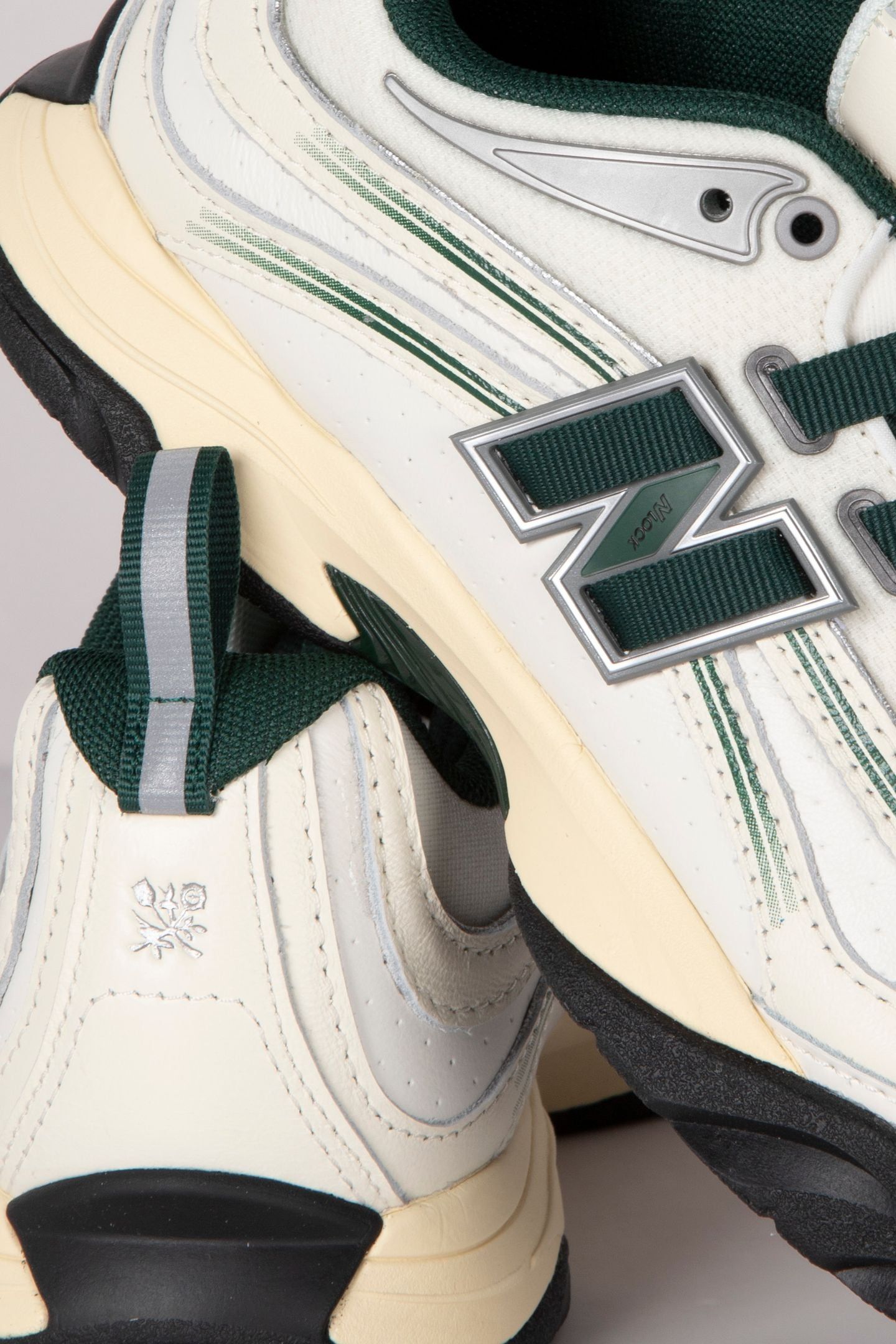 UNISEX ALD X NEW BALANCE RC56 SEA SALT 2