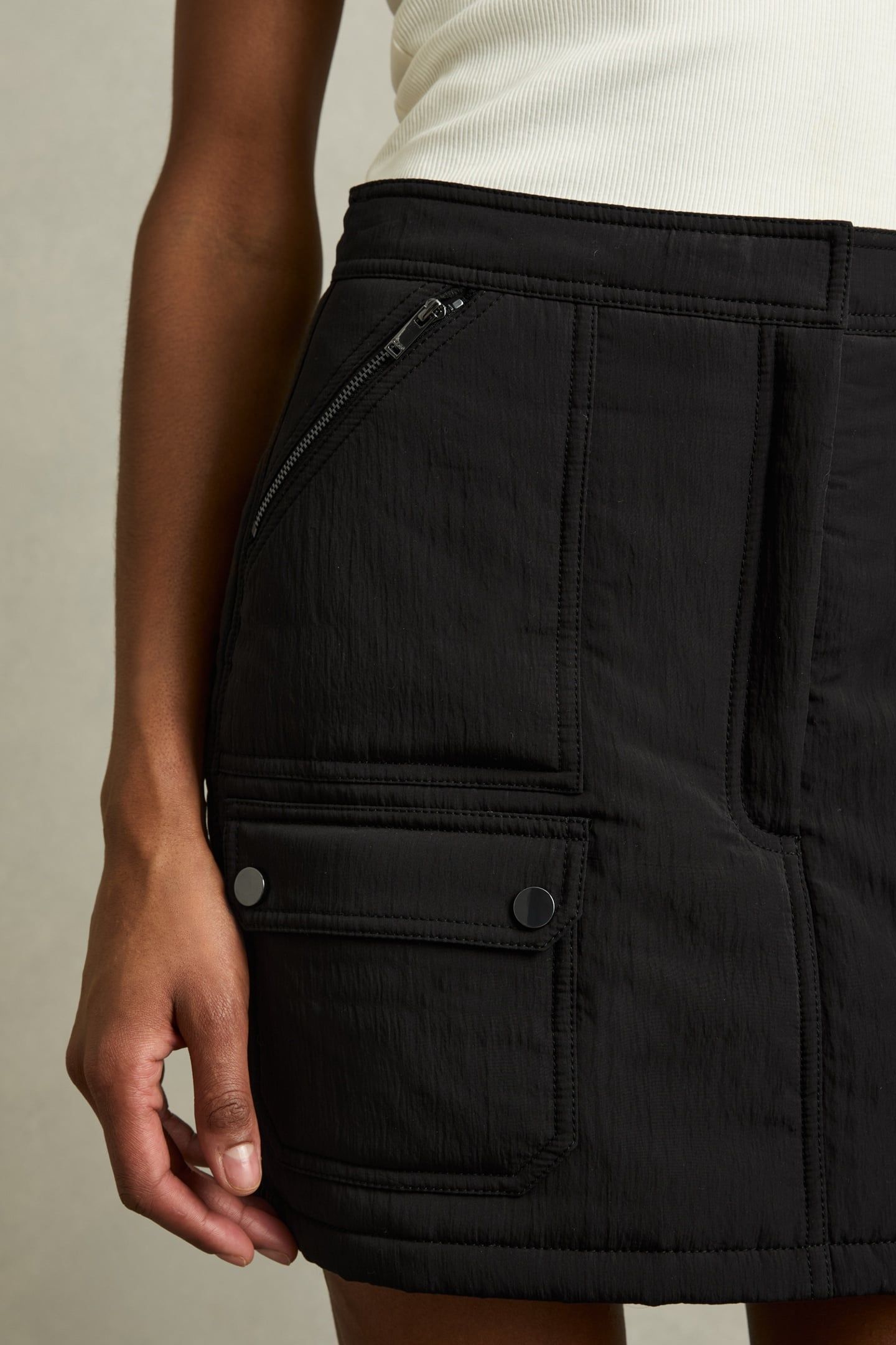 QUILTED MINI SKIRT BLACK 6