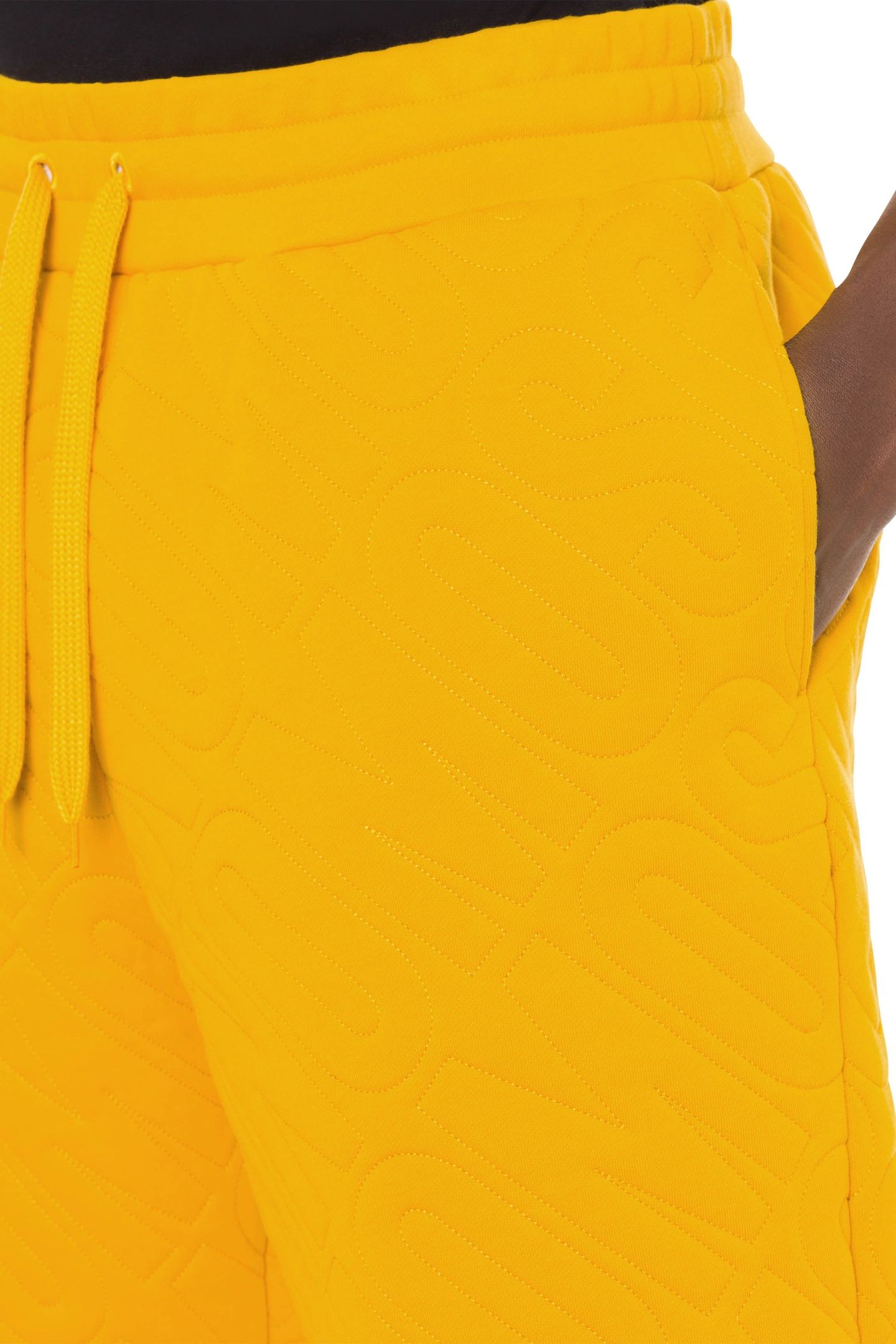ORGANIC FLEECE BERMUDA SHORTS QUILTED ALLOVER LOGO YELLOW 4
