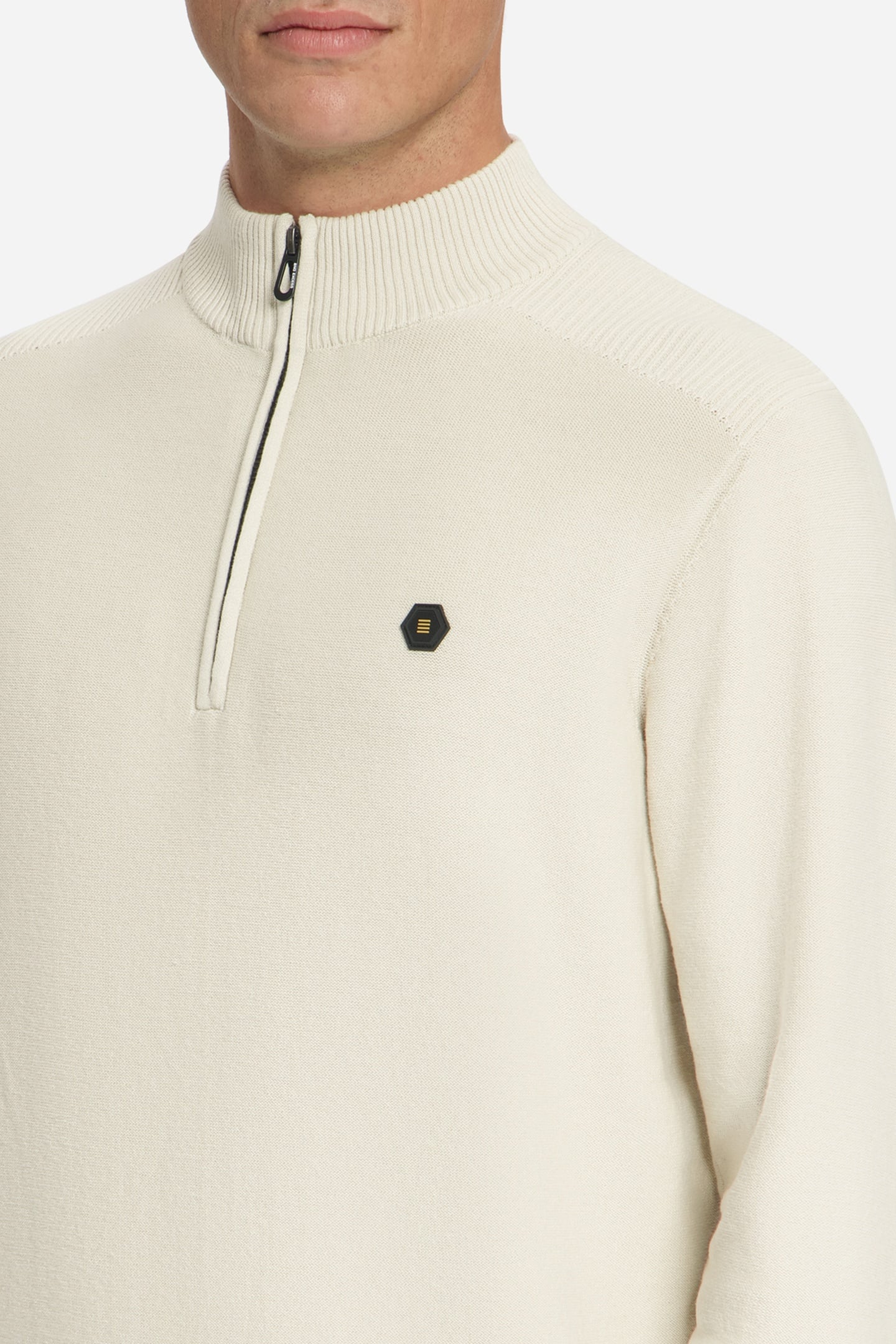 PULLOVER HALF ZIP SHOULDER DETAIL STONE 7