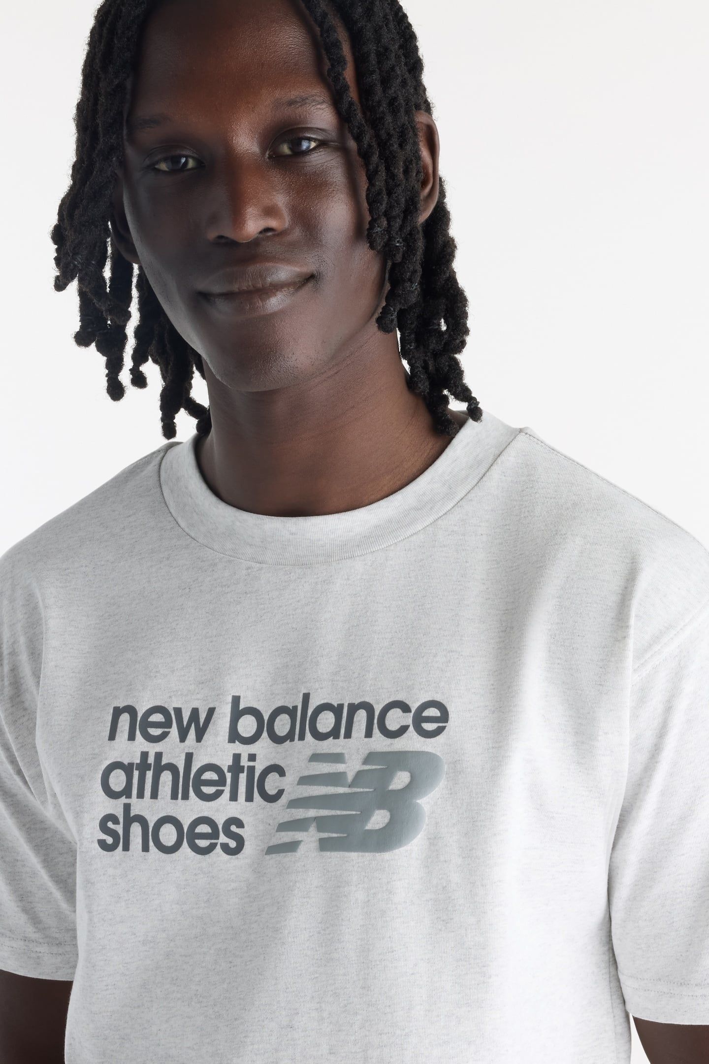 ATHLETICS PREMIUM RELAXED CHEST LOGO T-SHIRT ASH HEATHER 6