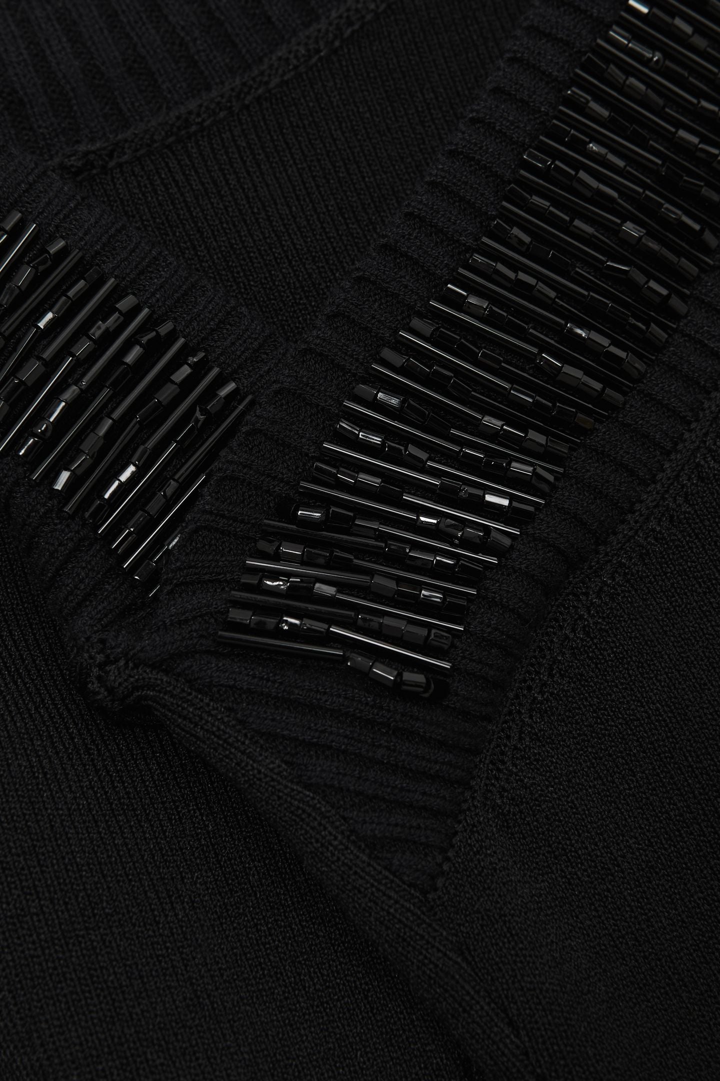 OFF SHOULDER BEADED TOP BLACK 5