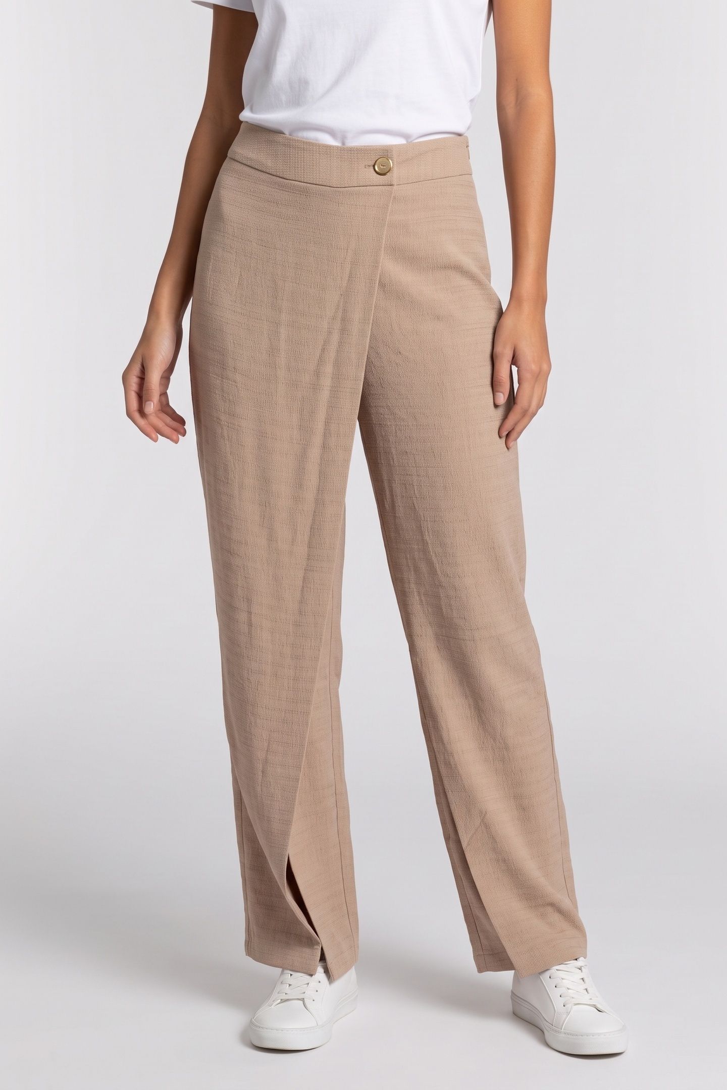 ARIANA OVERLAP TAPER VELVET TAUPE 1
