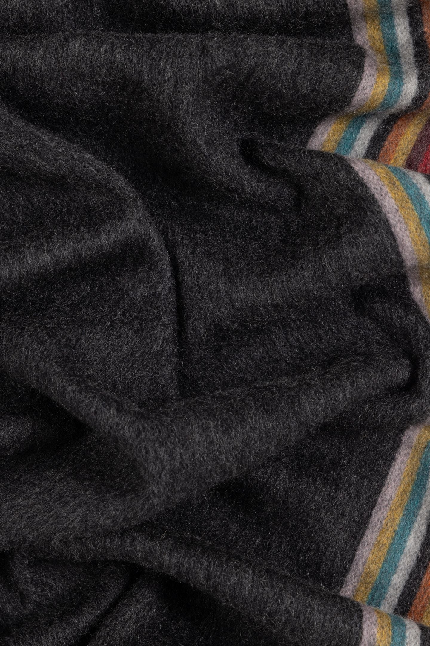 MEN SCARF SIG WOVEN EDGE BLACK 8