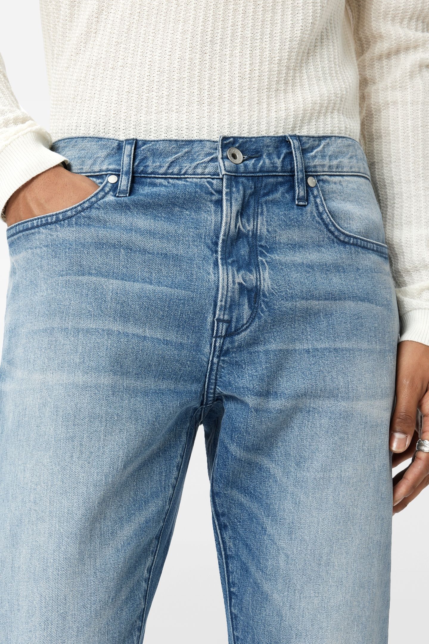 J702 - SLIM FIT - LIGHT WASH OLD BLUE 3