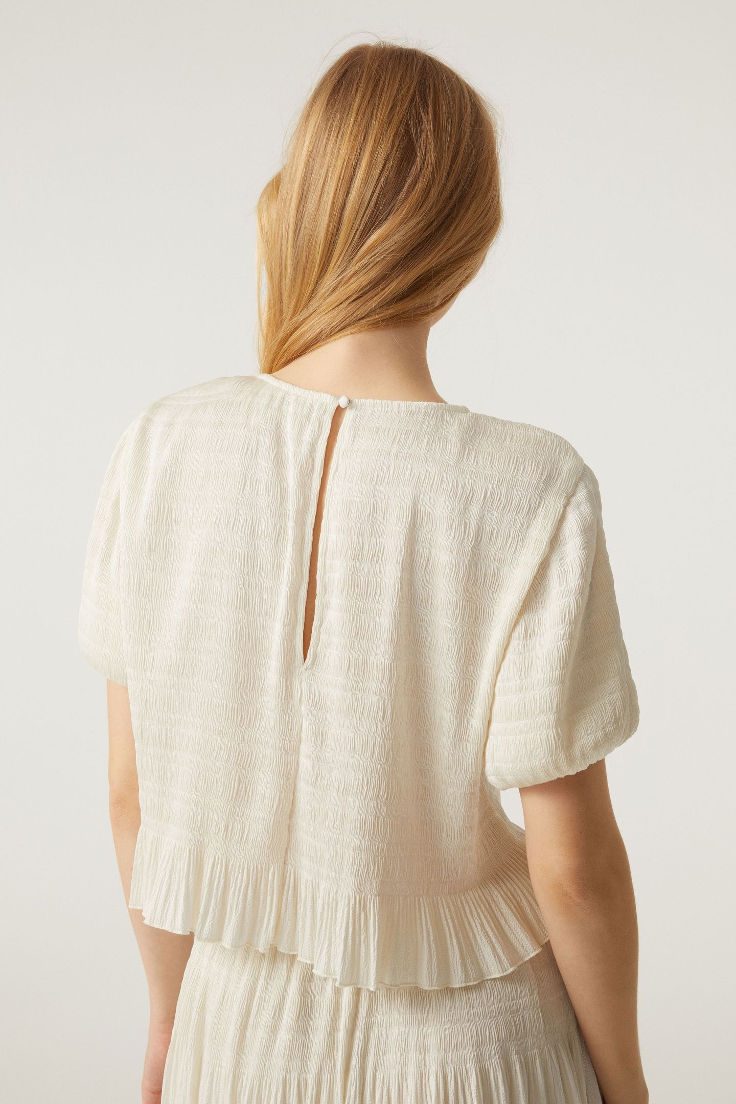 SHORT SLEEVES TOP ECRU 2