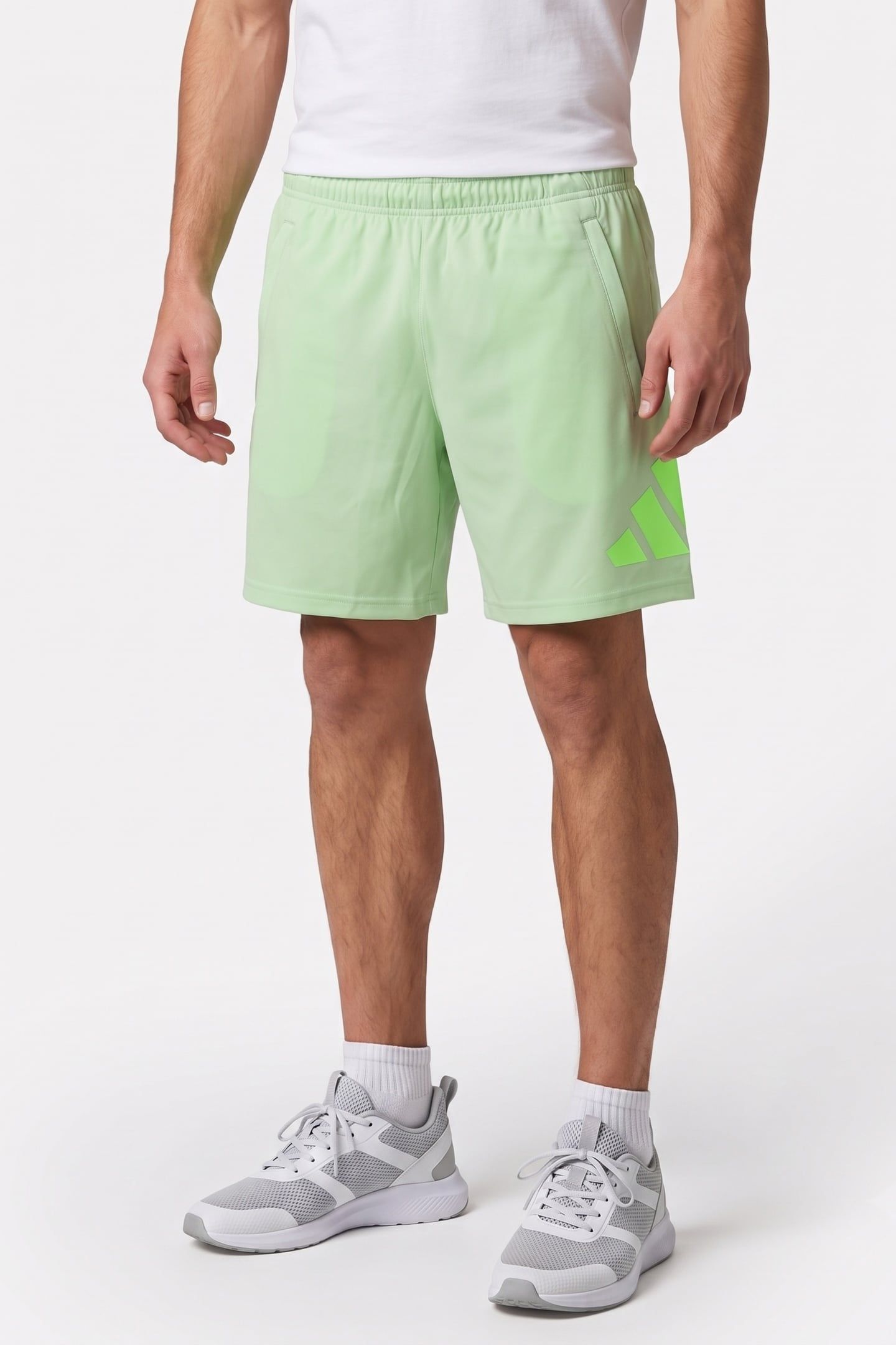 UNISEX PERFORMANCE TRAIN ESSENTIALS LOGO TRAINING SHORTS SEM 2