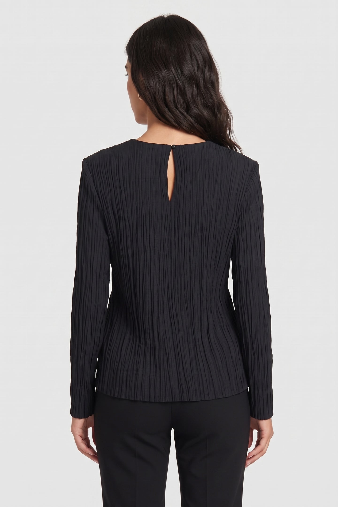 ST VANDA CRINCLE TOP BLACK 2