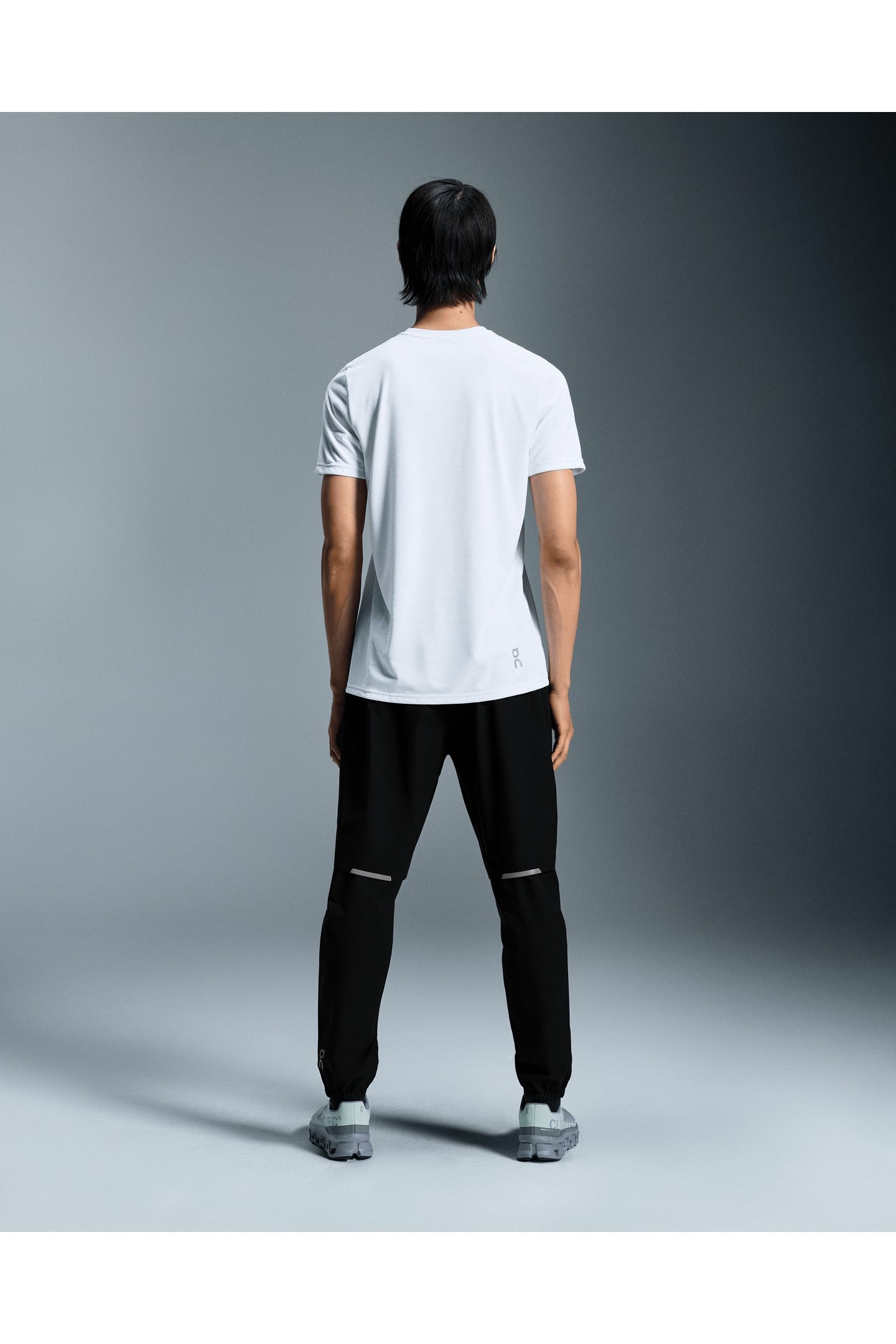 ON RUN-T 1 WHITE 4