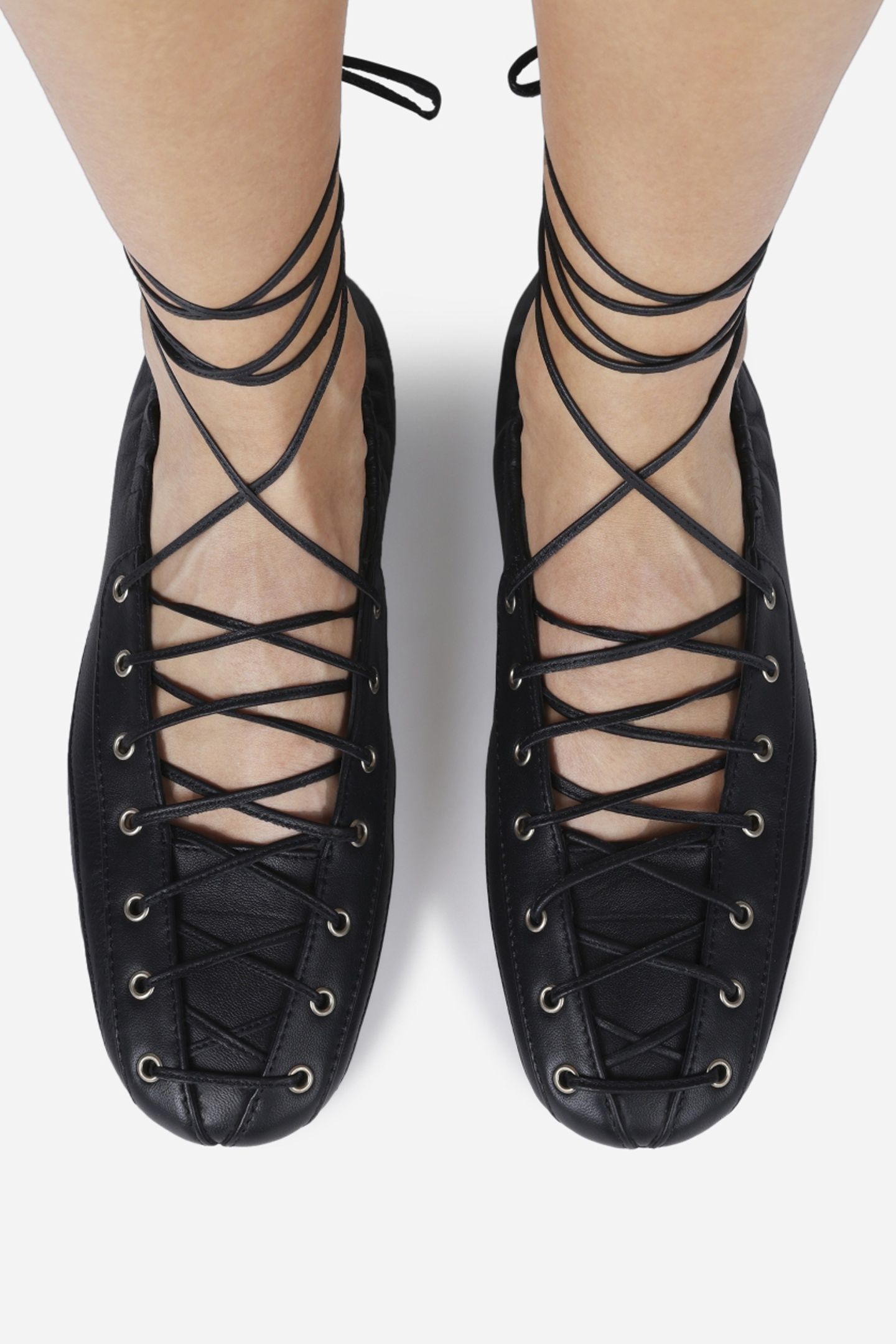 SER-AJAA LOW SHOE BLACK 5