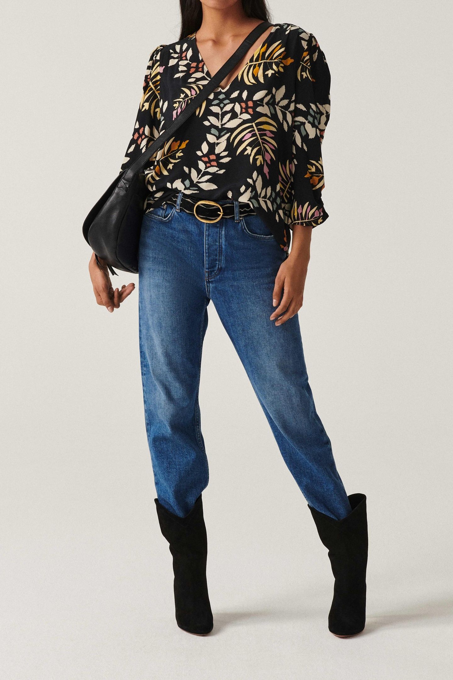 SHORT SLEEVES TOP BLACK 3