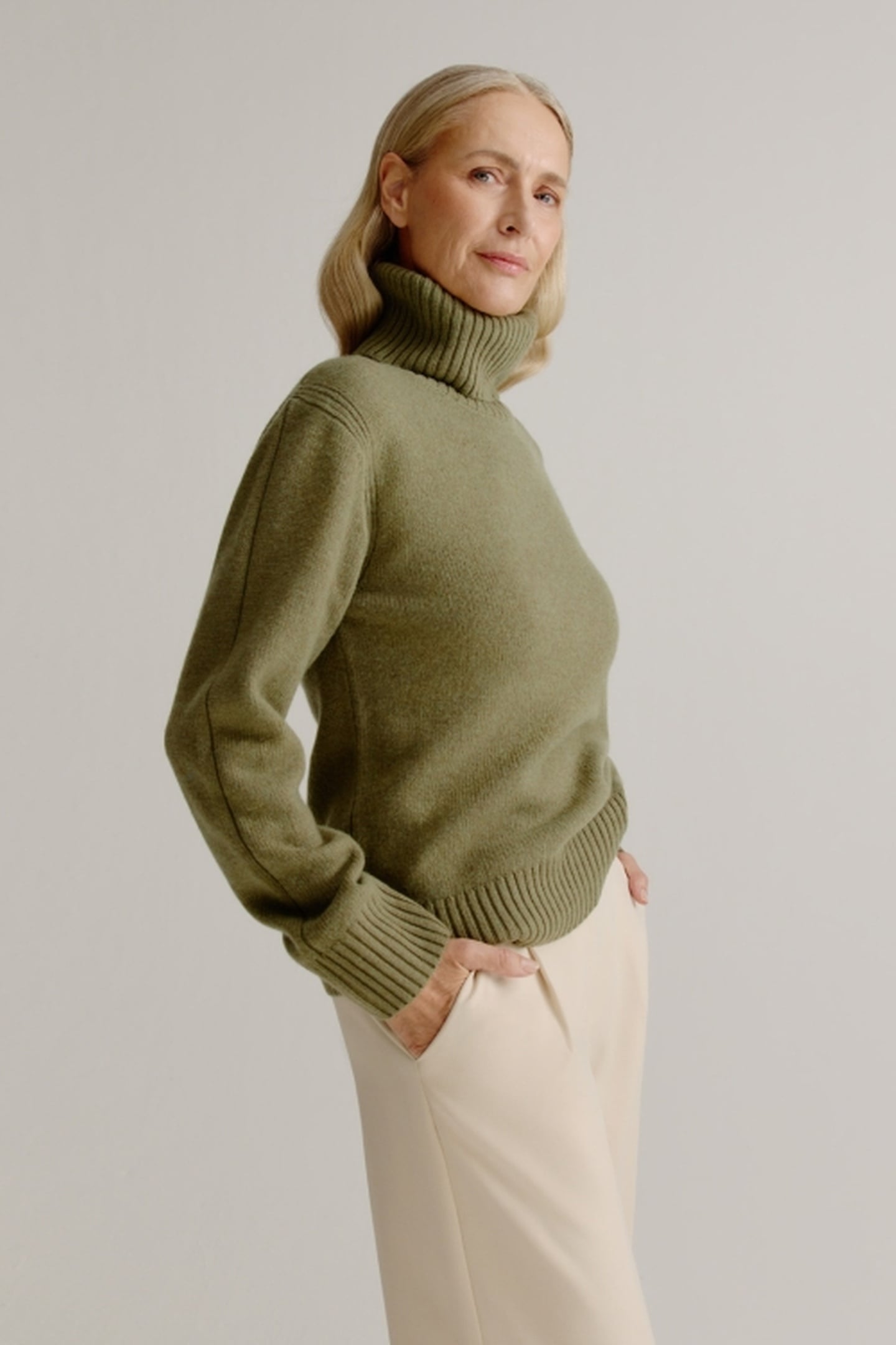 ALFONSO SWEATER MOSS GREEN 4