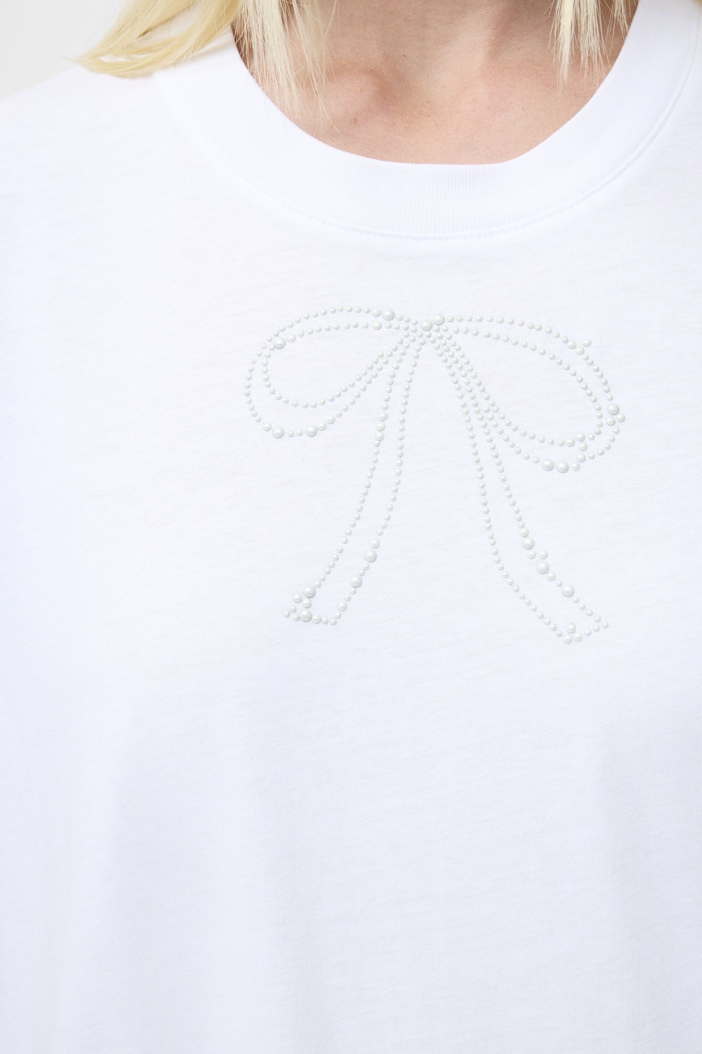 PEARL HOTFIX BOW S/S TEE LINEN WHITE 4