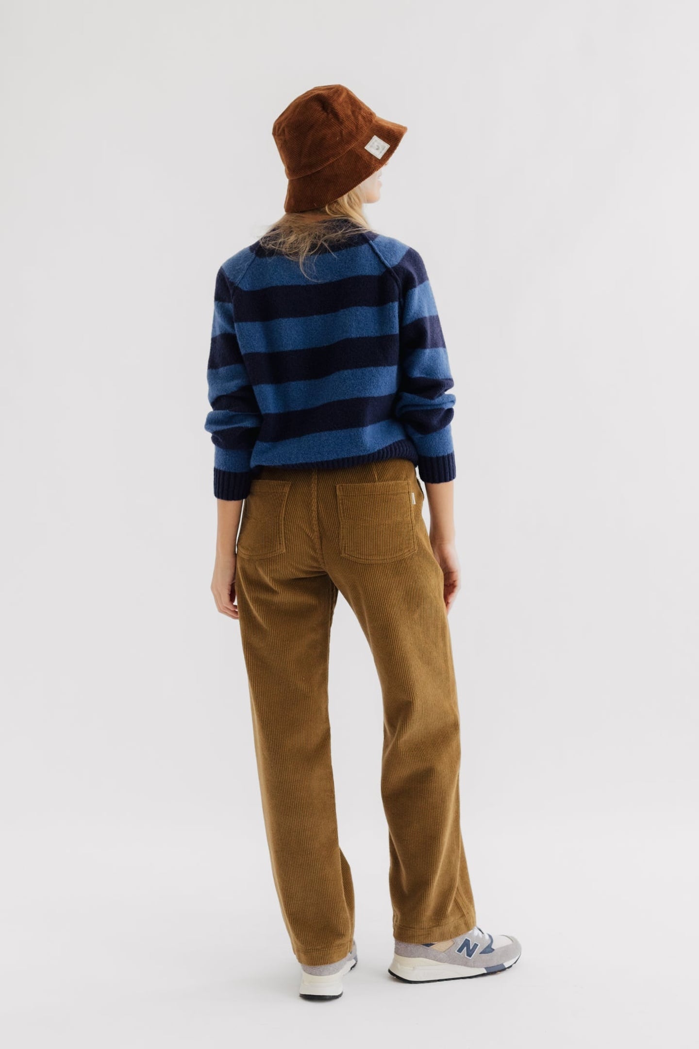 BALLYWALKER KNIT BLUE STRIPES 2
