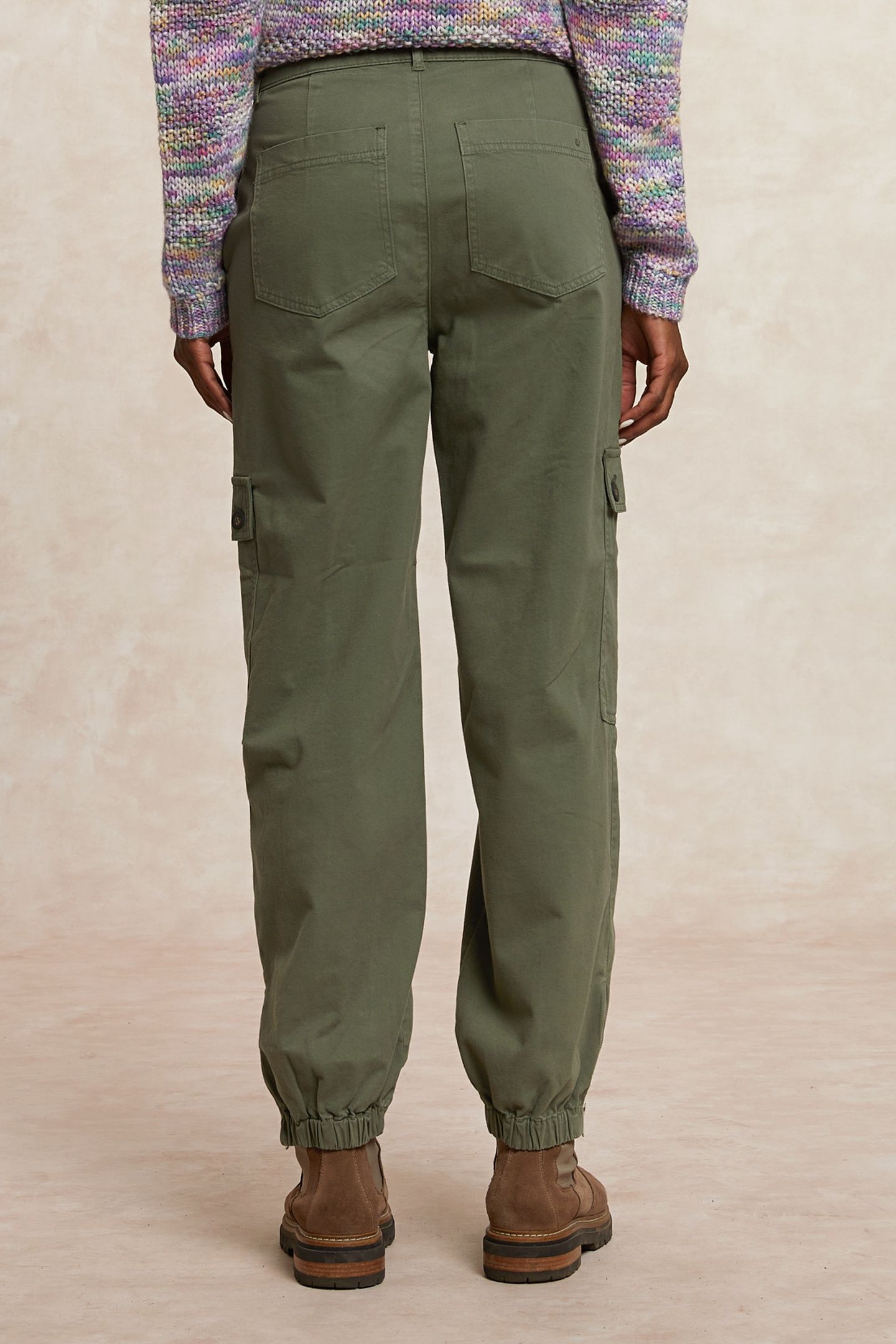 STRETCH PANTS APPLICATED POCKETS KHAKI GREEN 2