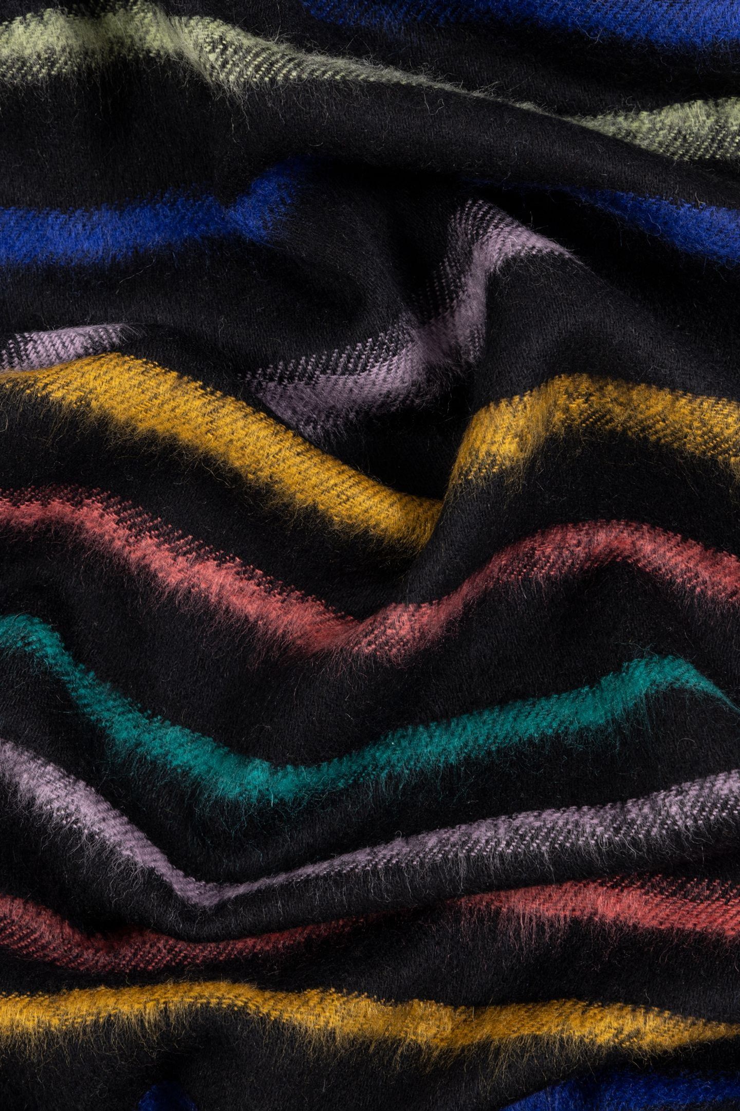 MEN SCARF PS SPRAY STRP BLACK 4