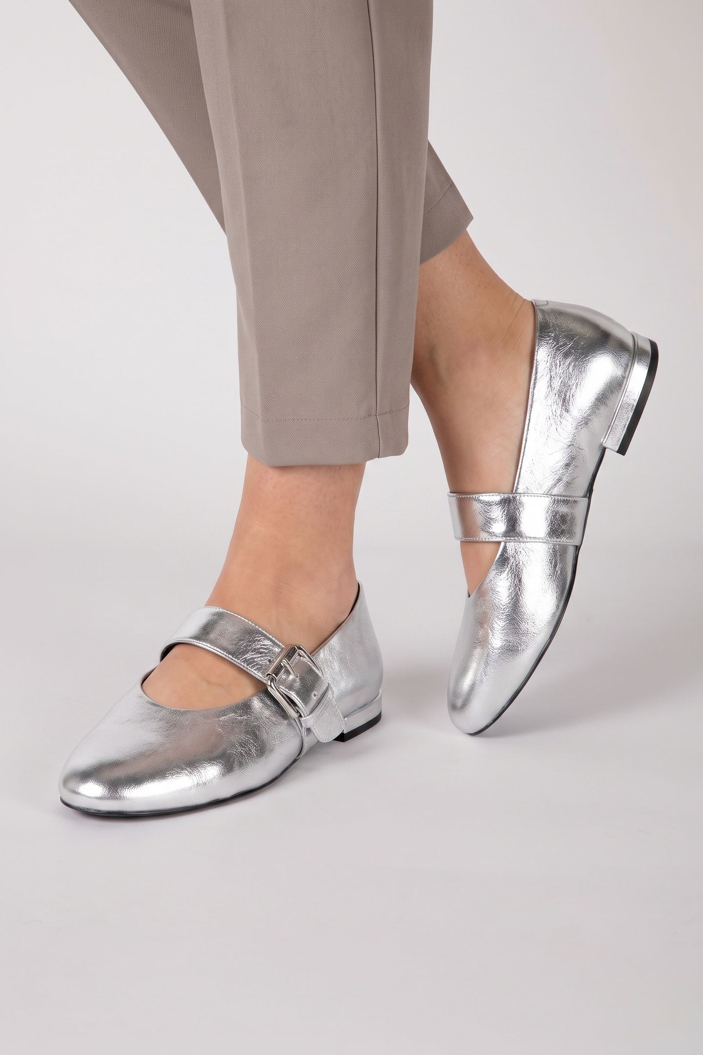 ALESSA CROSS STRAP BALLERINA SILVER 2