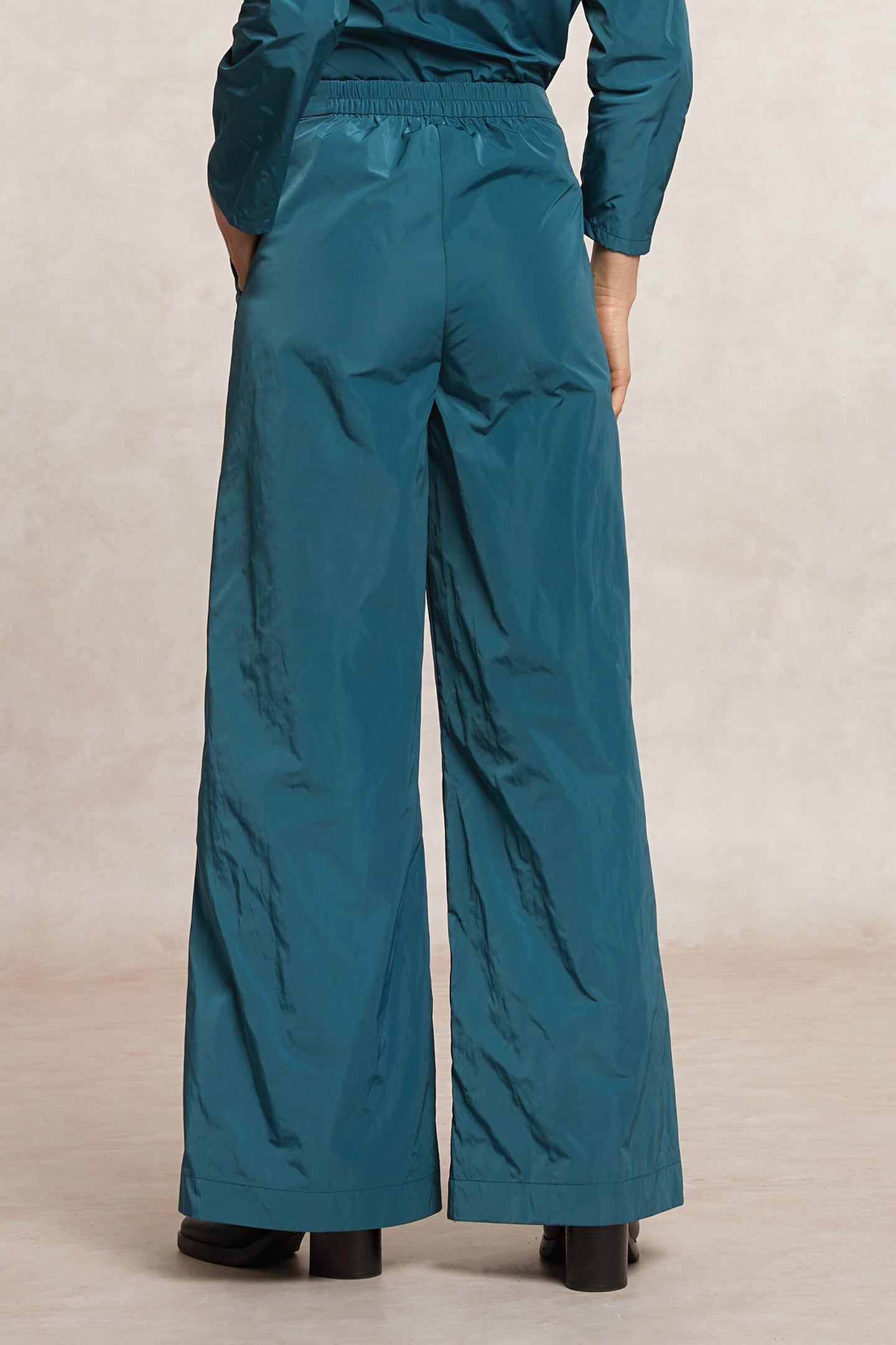 LONG LOOSE TAFFETA PANTS GREEN 2