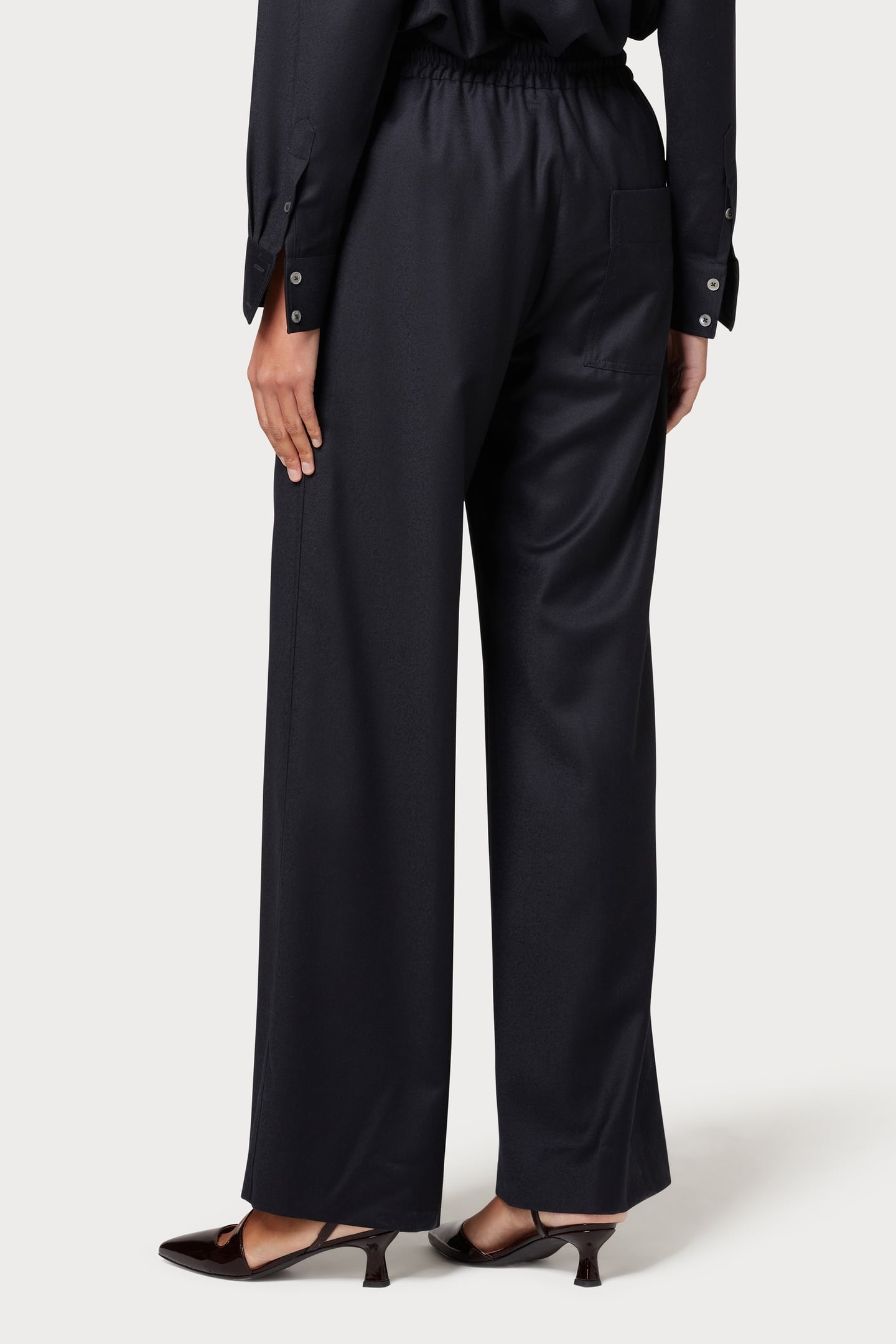 WOMENS TROUSERS VERY DARK NAVY 4