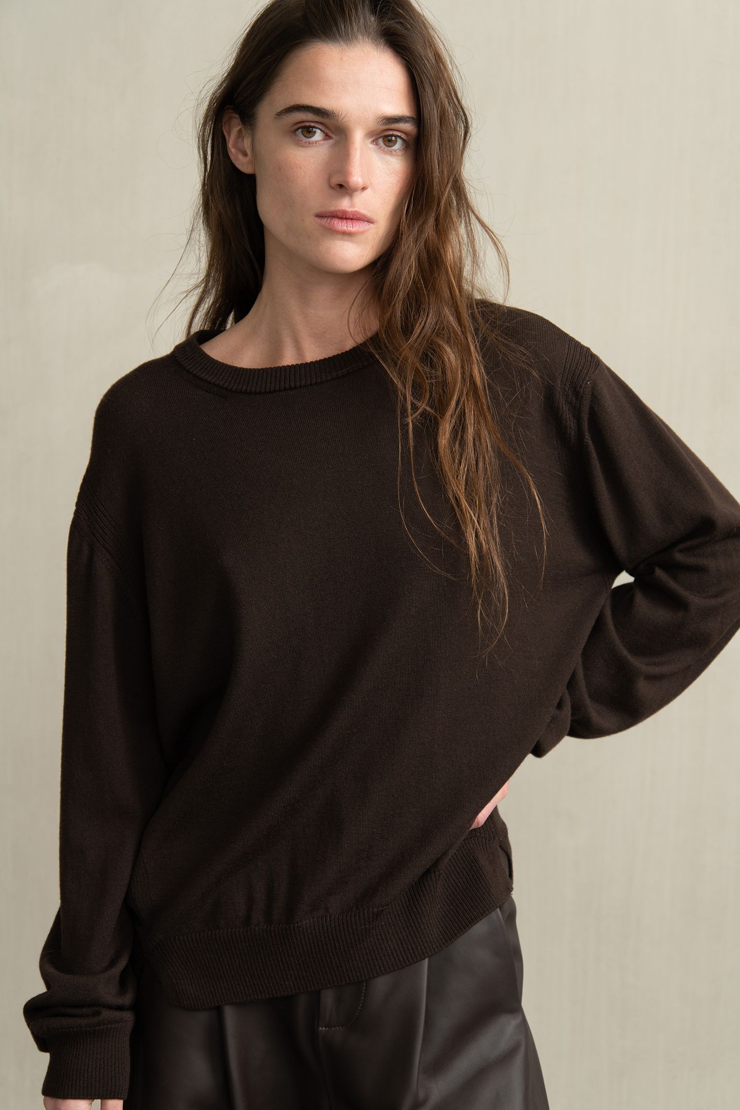 MIRRA DARK BROWN 2