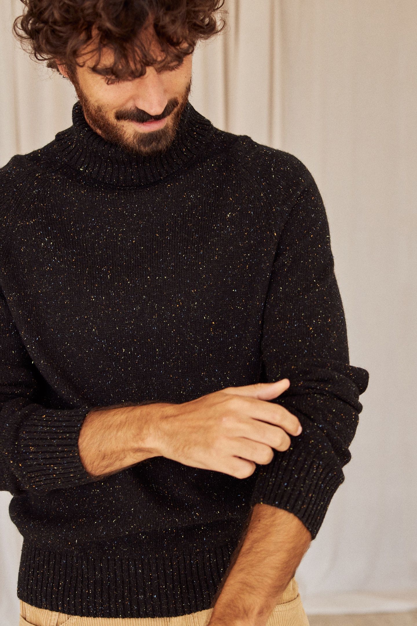 AGADIR KNIT BLACK MULTICOLOUR NEPS 4