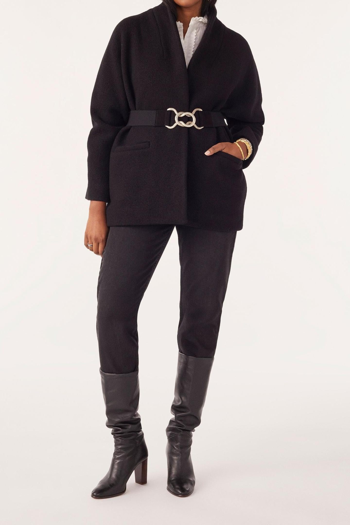 SHORT COAT BLACK 3