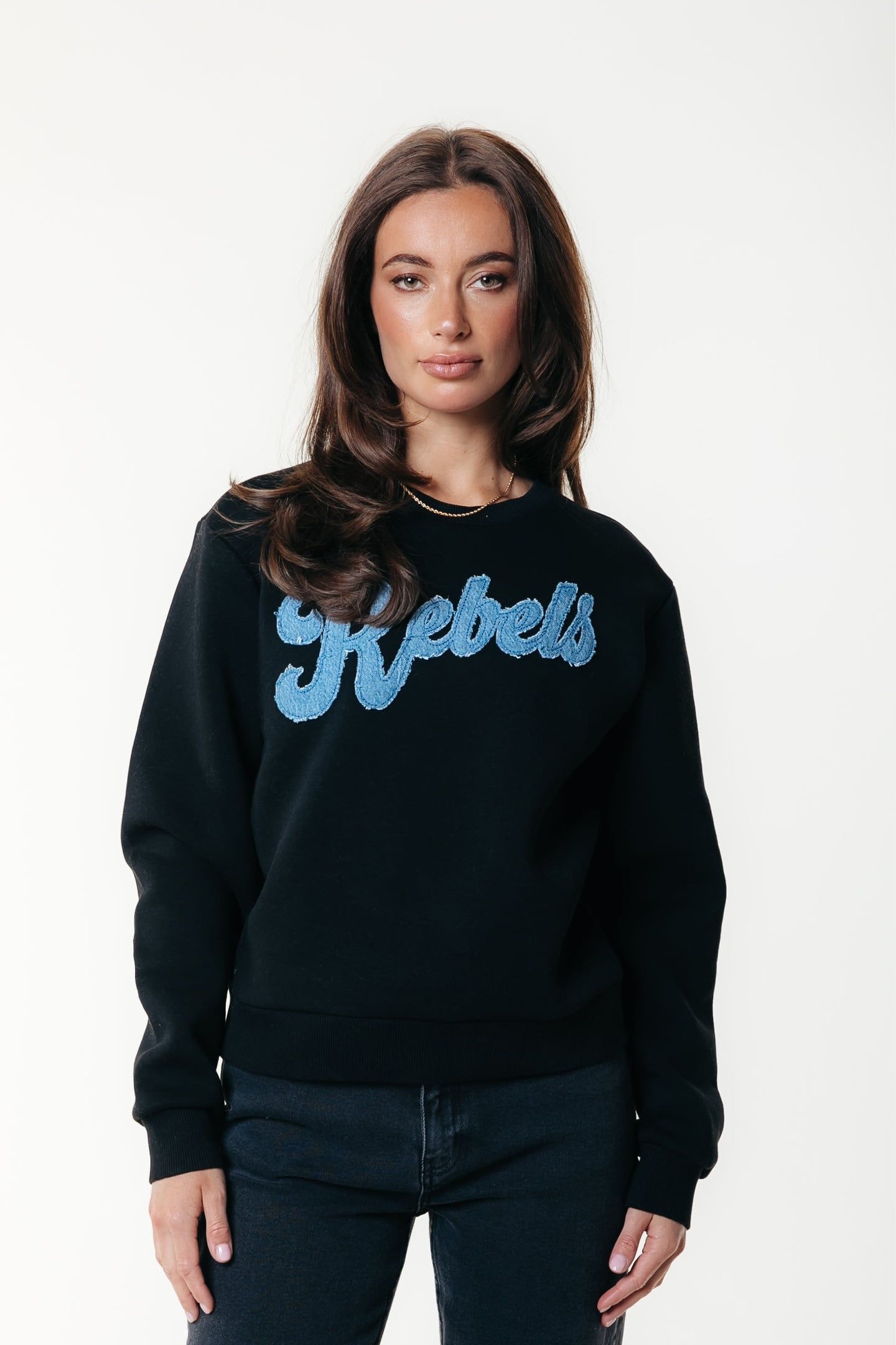 DENIM PATCH RELAXED SWEAT BLACK 2