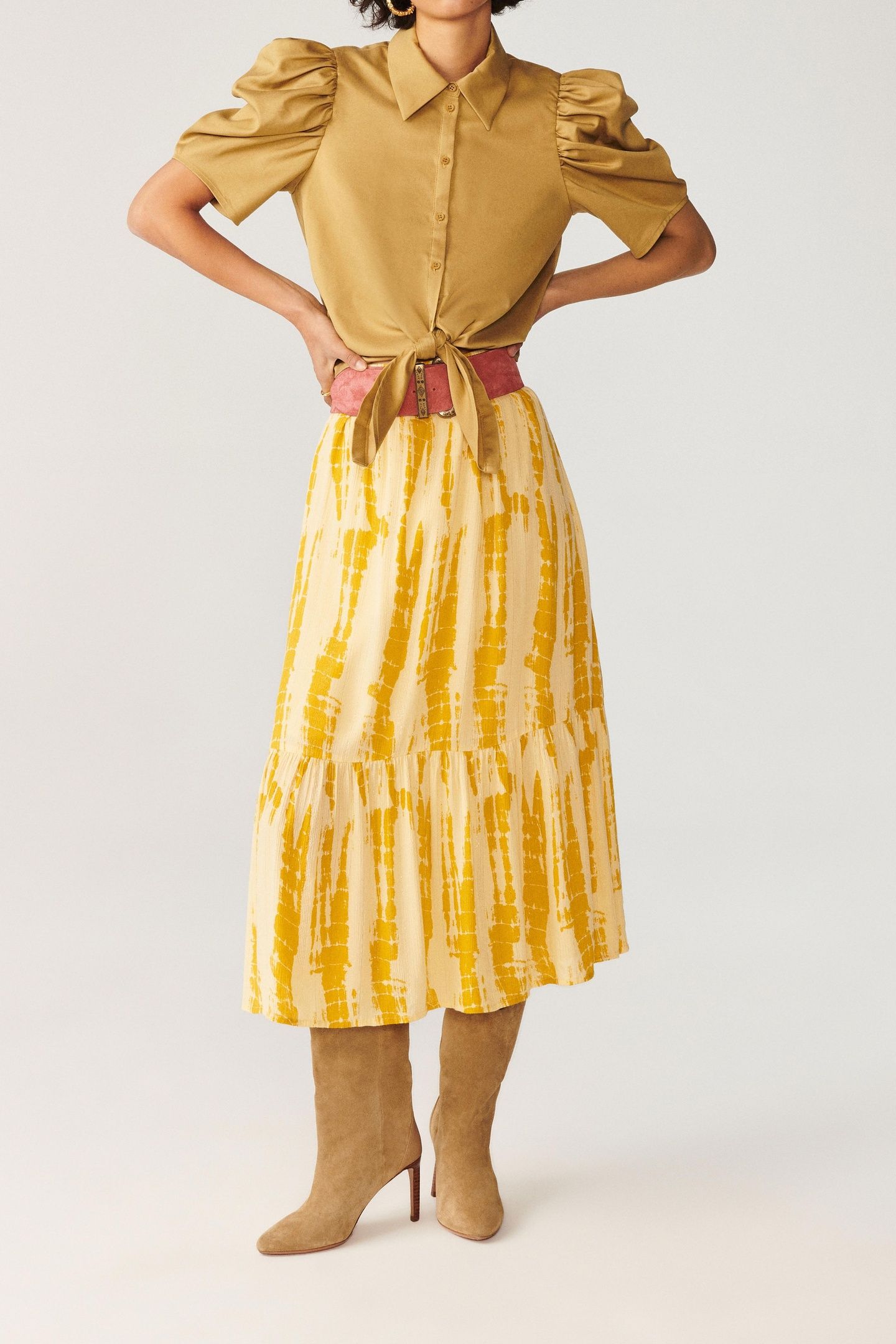 MID-LENGTH SKIRT OCRE 1
