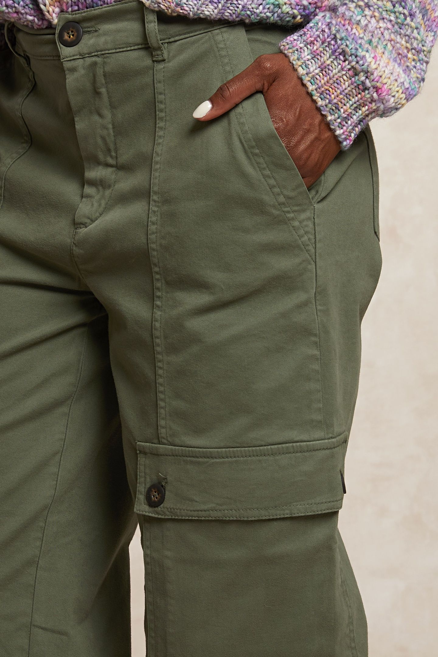 STRETCH PANTS APPLICATED POCKETS KHAKI GREEN 4