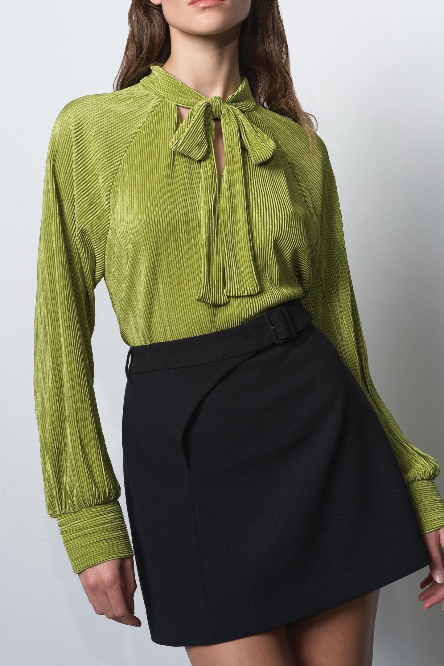 RYLAH PLISSE LS TIE NK SHIRT WINTER OLIVE GREEN WINTER OLIVE 2