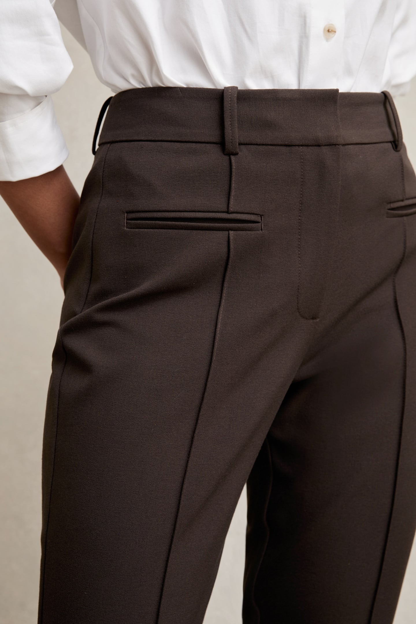 TAPER TROUSER CHOCOLATE BROWN 7