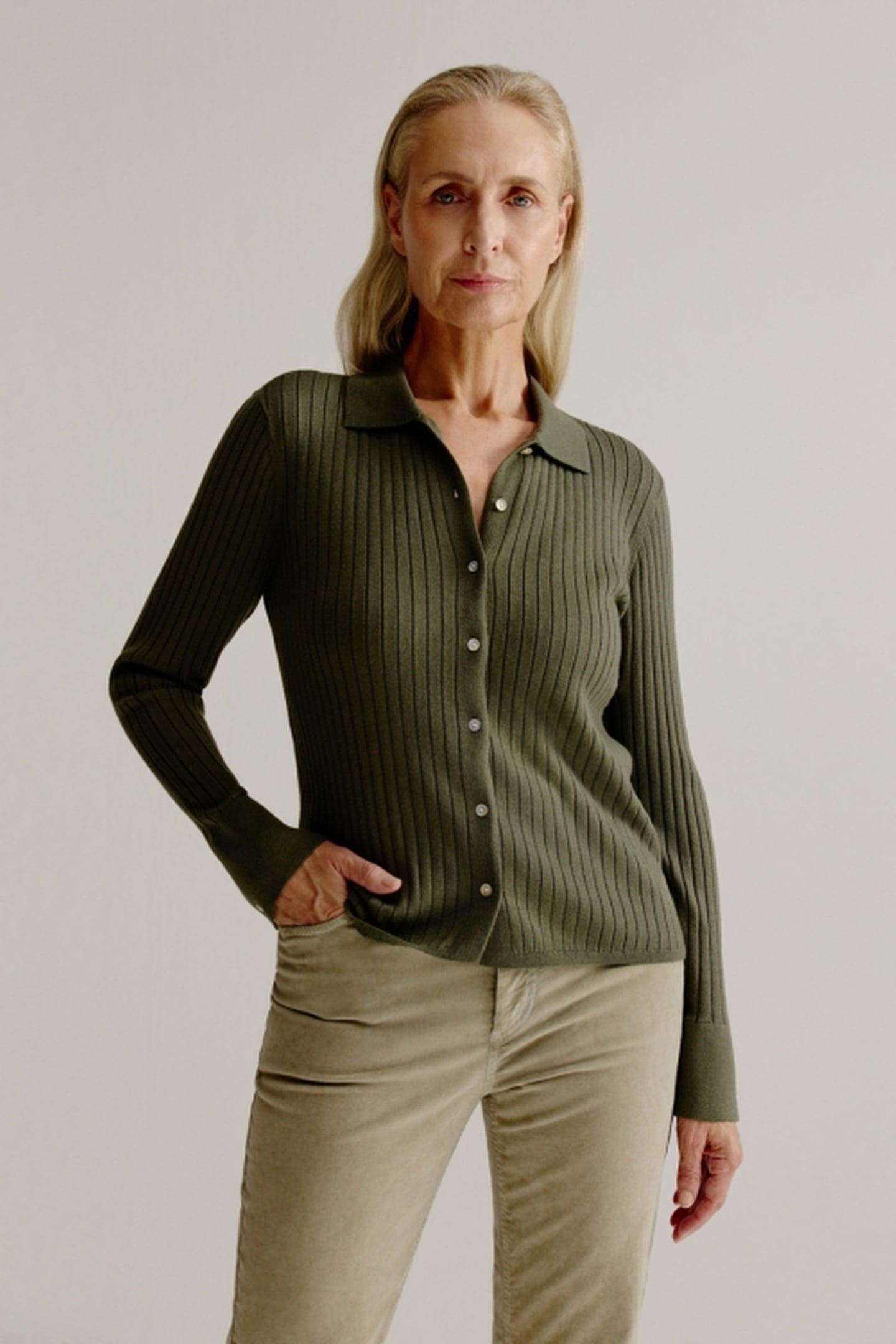 LILA CARDIGAN PESTO 2