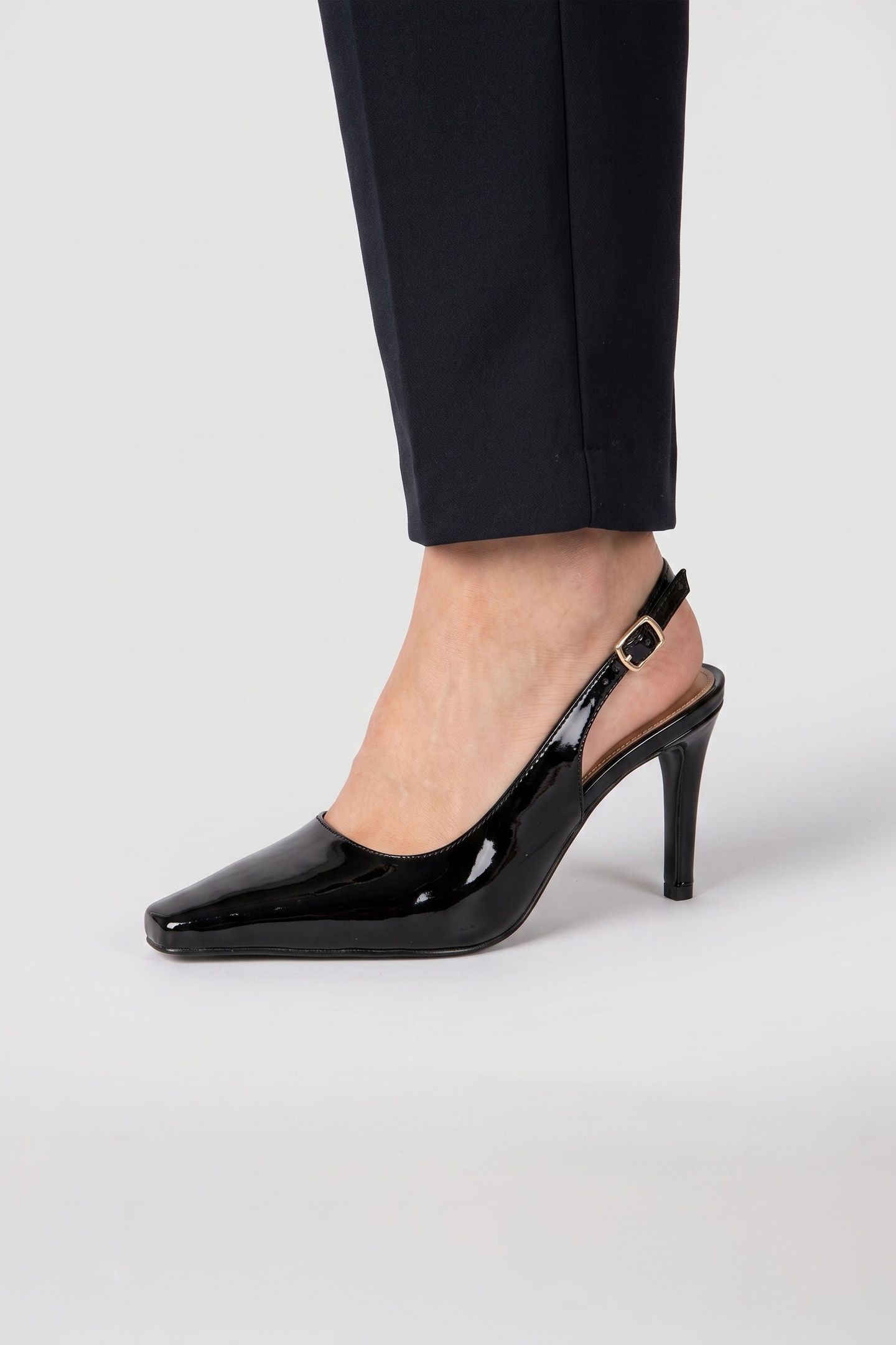 JESSA PUMP BLACK 2