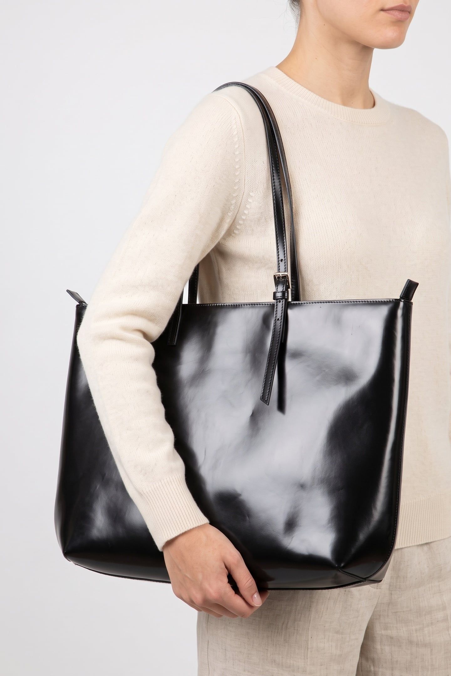 P PAULINE TOTE BLACK 1