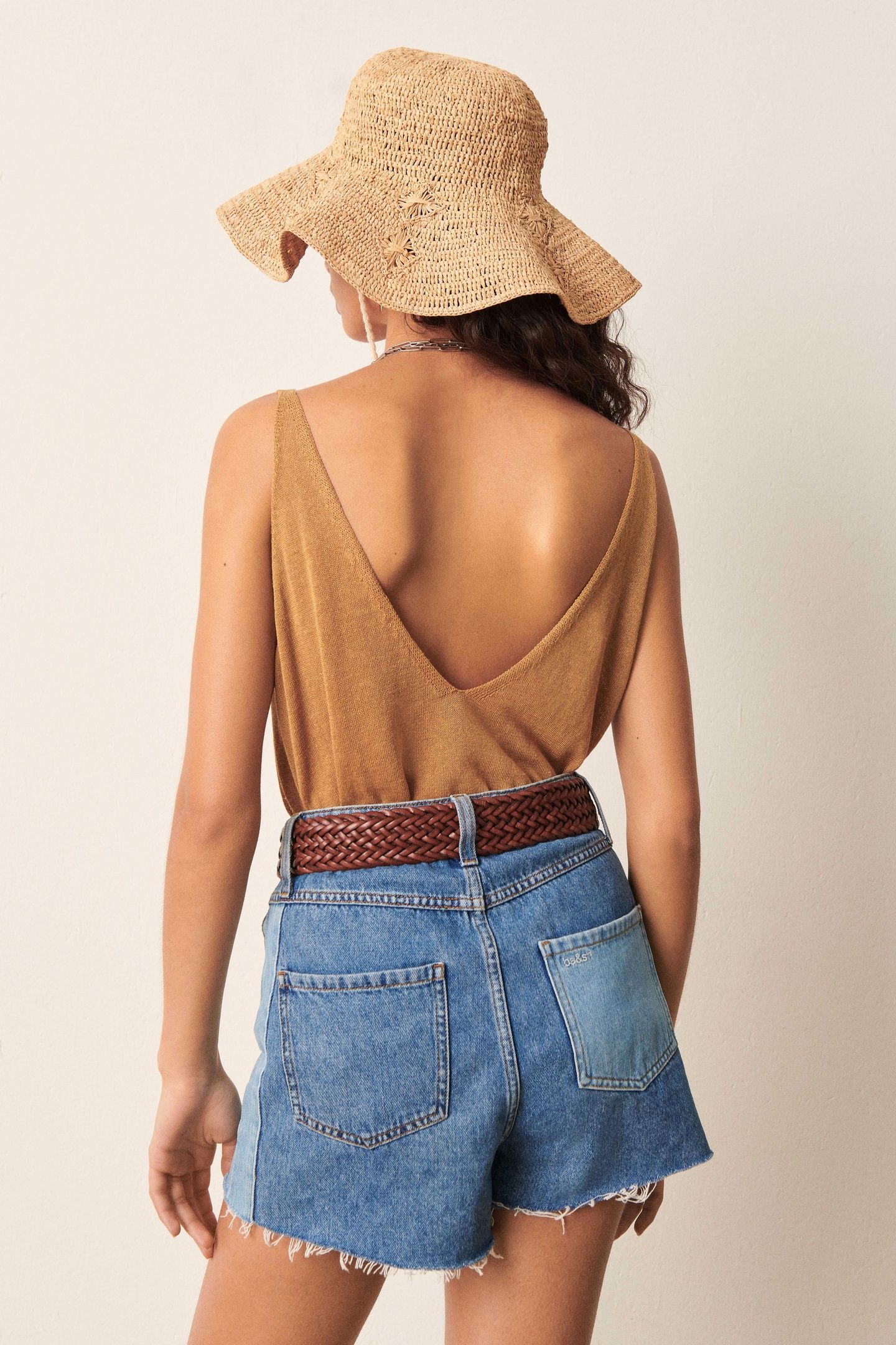 SLEEVELESS KNIT CARAMEL 9