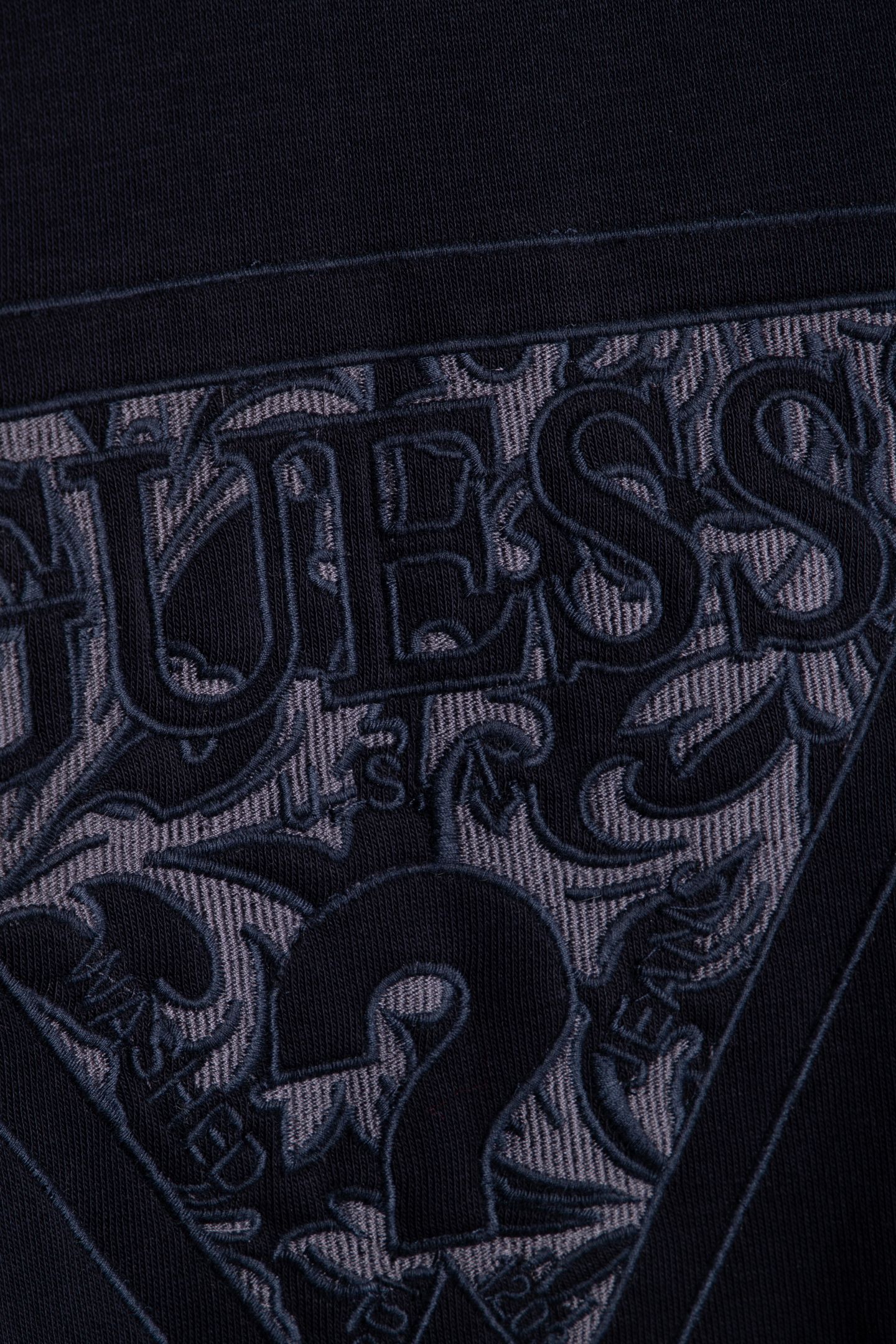 EMBROIDERED TRIANGLE SMART BLUE 4