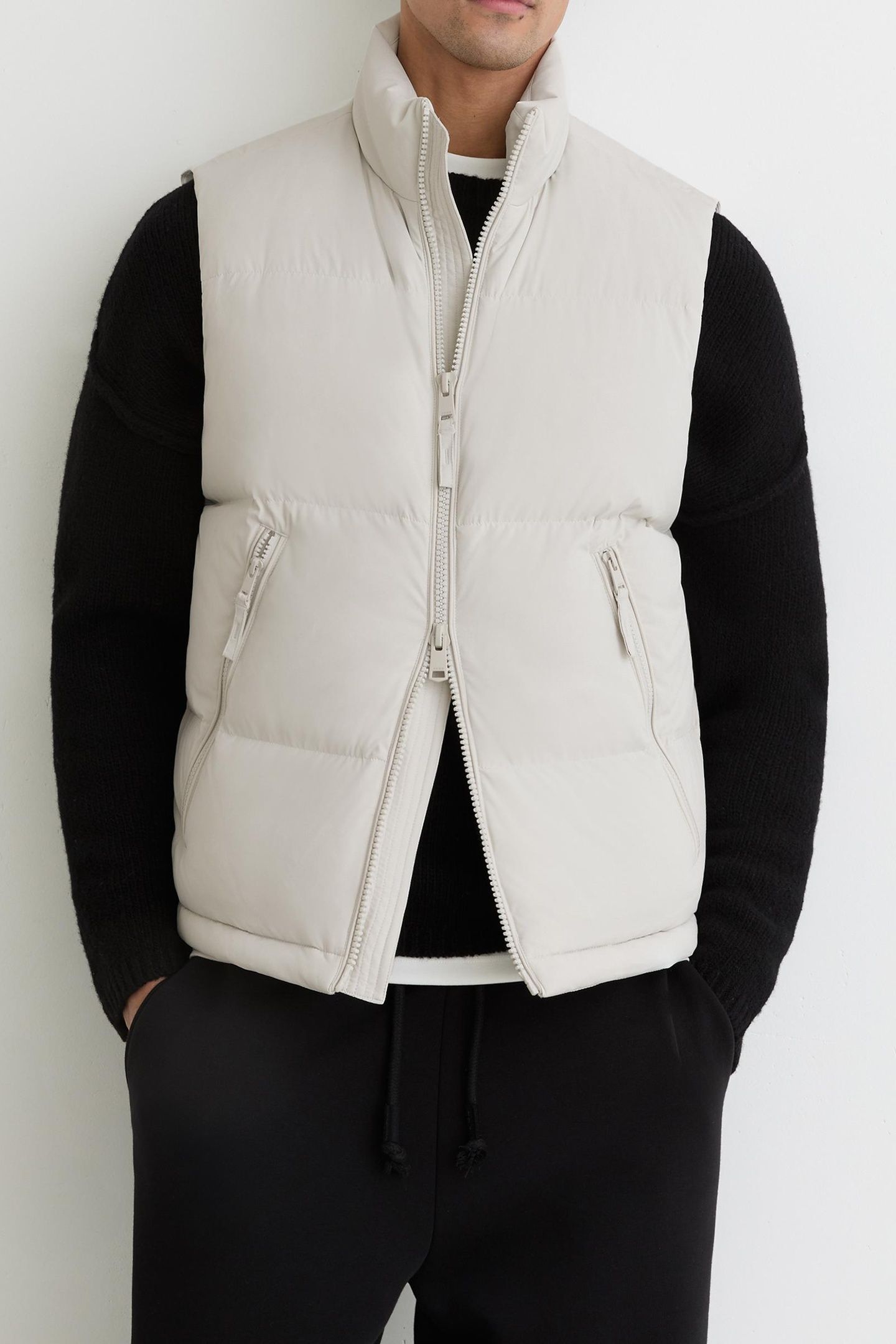 QUILTED ZIP THROUGH PUFFER GILET LIGHT STONE 2