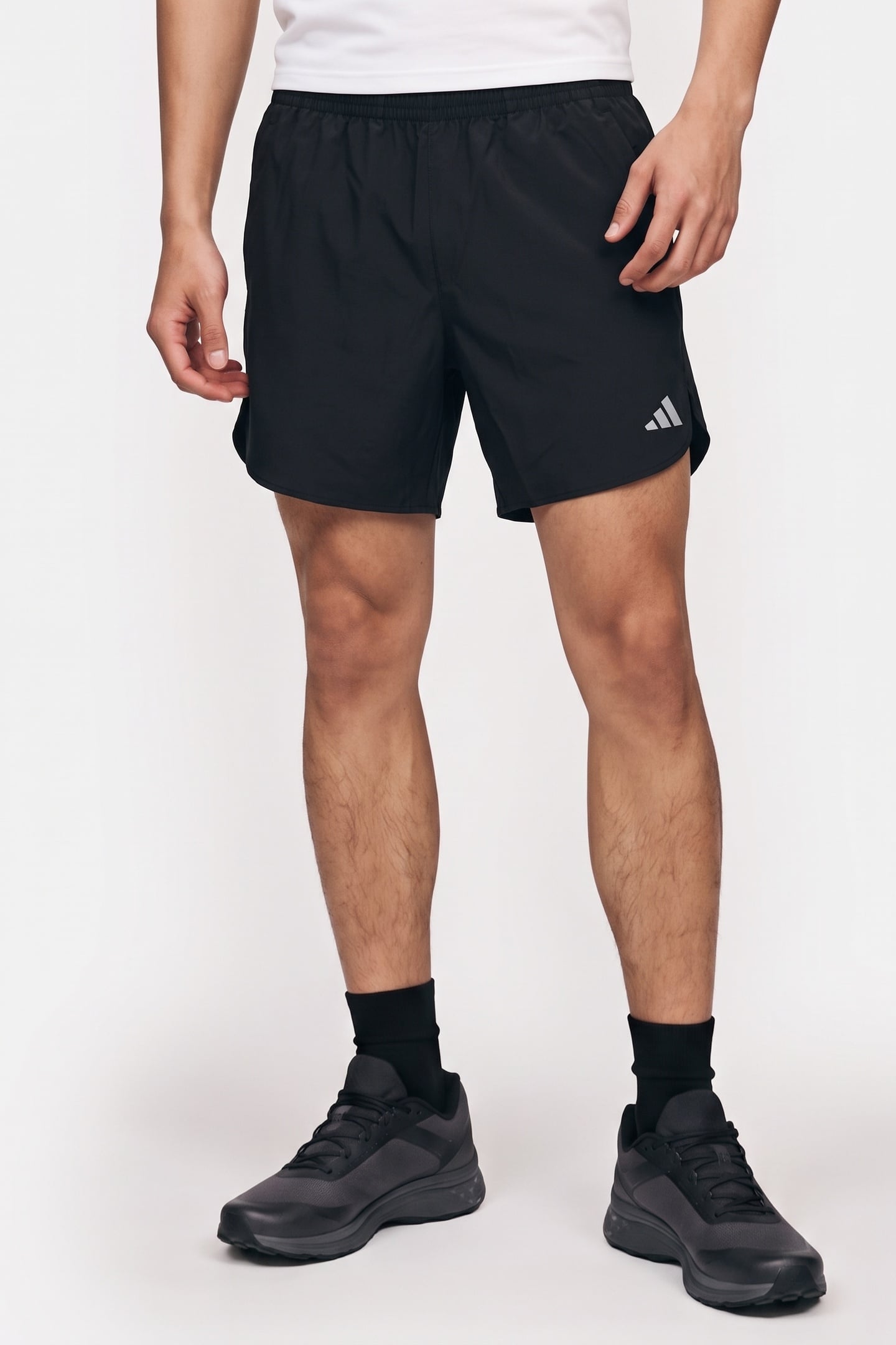 UNISEX PERFORMANCE RUN IT SHORT BLACK 2