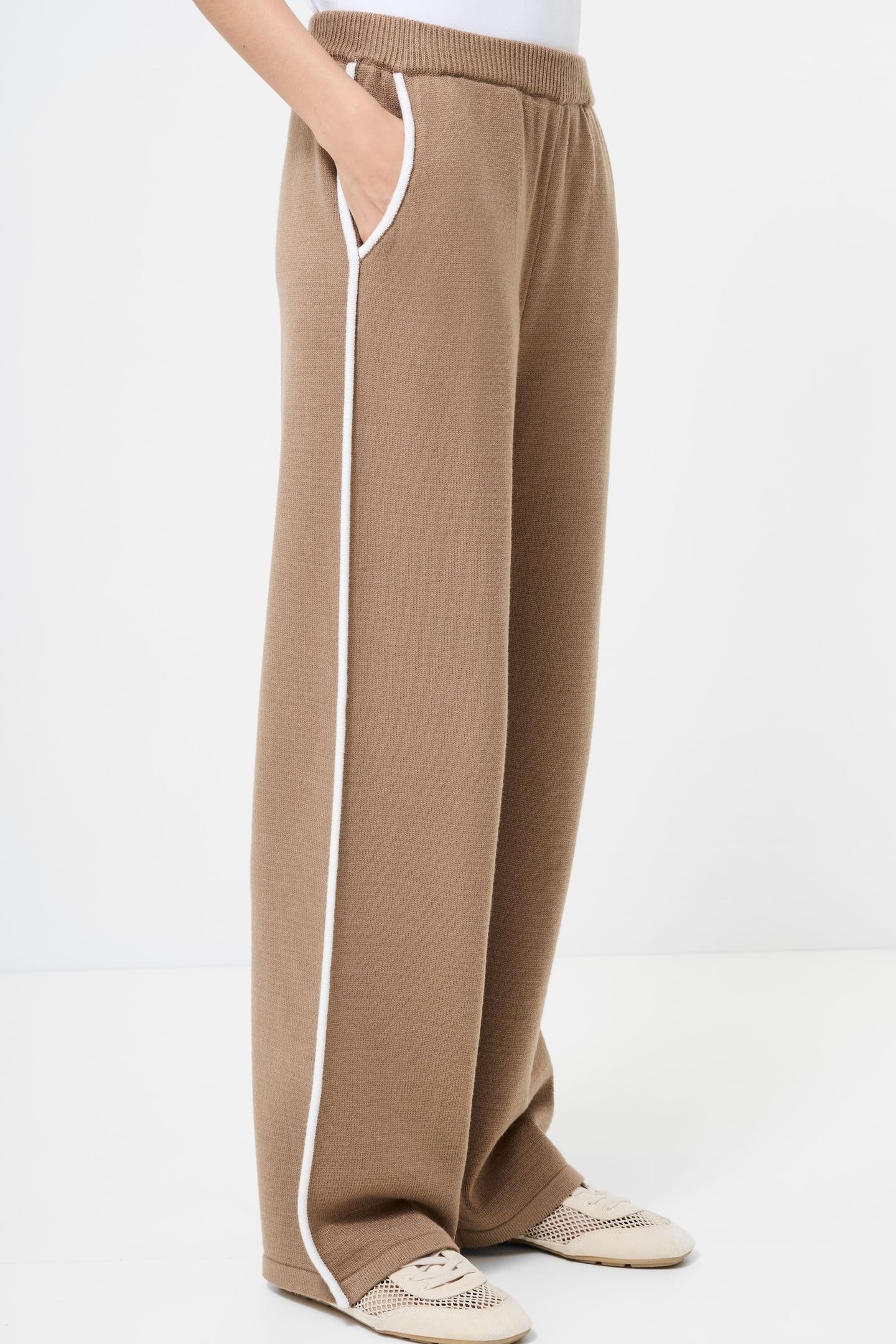 JORDAN WIDE LEG TRSR CAMEL/PORCELAIN CRM 4