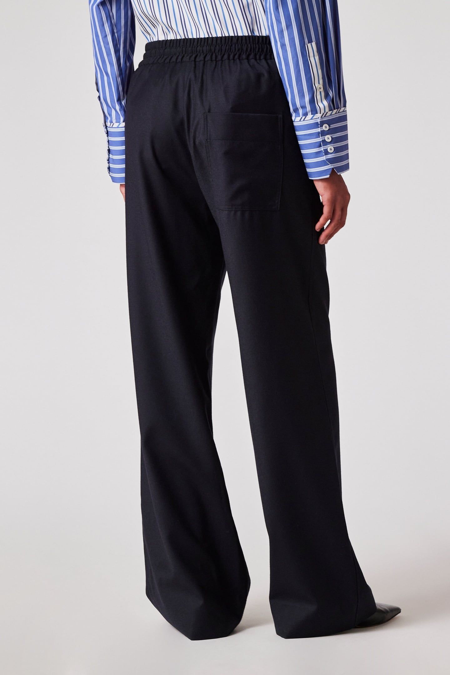 WOMENS TROUSERS VERY DARK NAVY 5